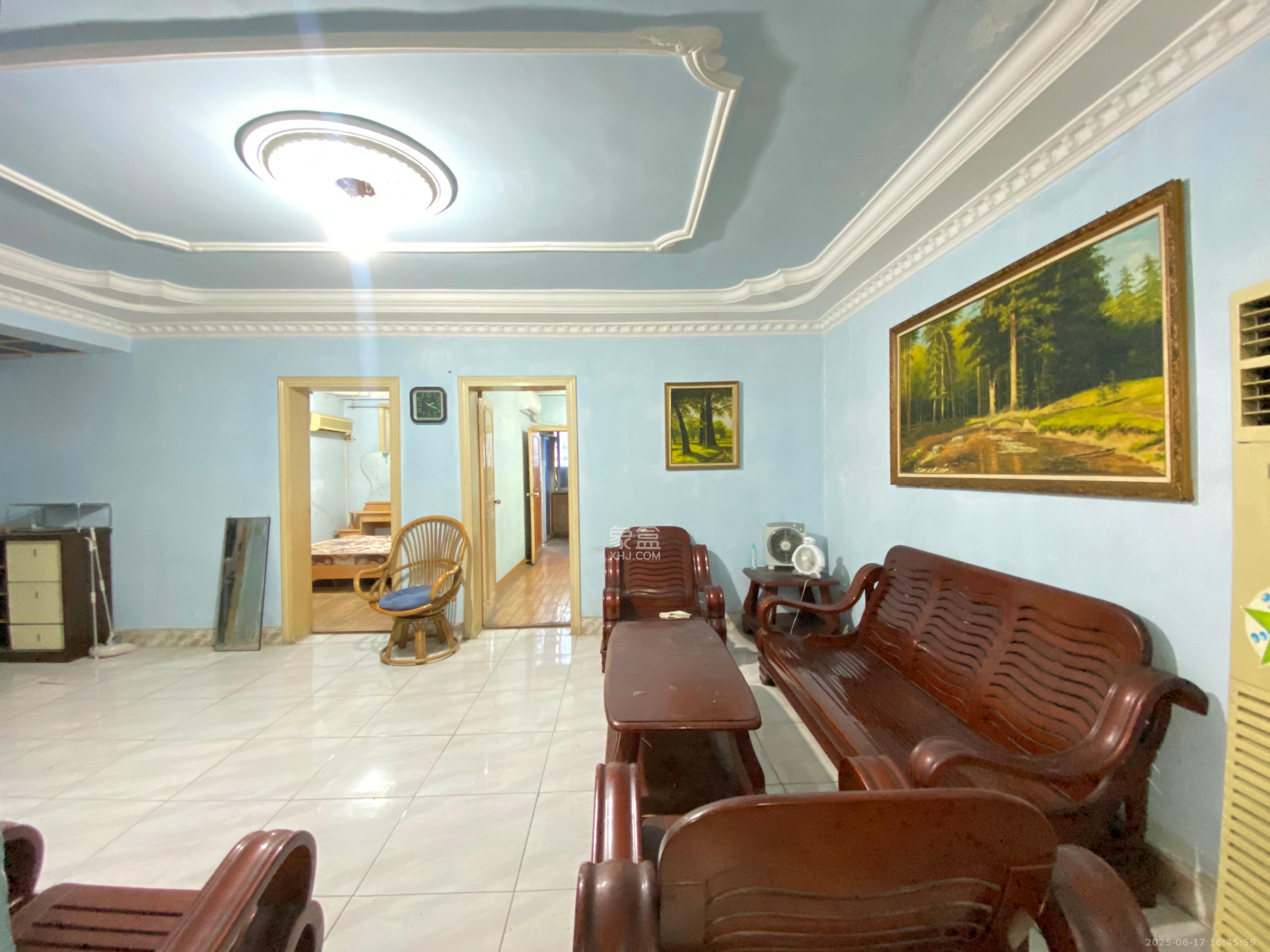 利园小区 1室2厅1卫 1500.0元/月 利园小区 1室2厅1卫 1500.0元/月室内图