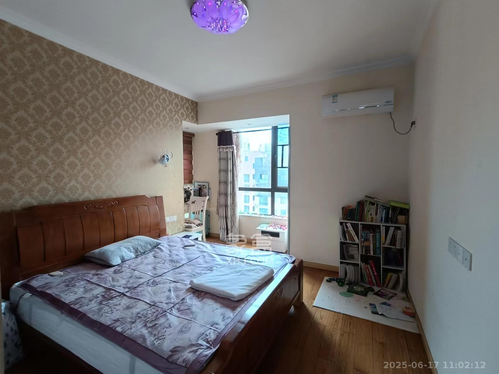 新盛珑璟台  2室2厅1卫    2400.0元/月 新盛珑璟台  2室2厅1卫    2400.0元/月室内图