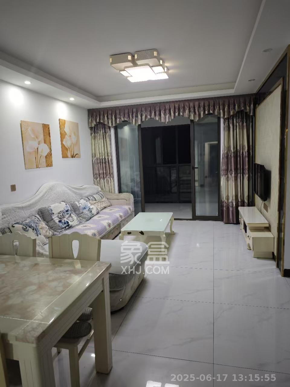 佳兆业水岸新都 3室2厅2卫 1500.0元/月 佳兆业水岸新都 3室2厅2卫 1500.0元/月室内图