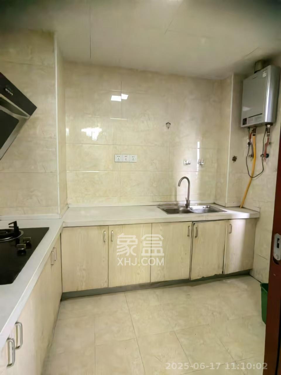 米兰春天  4室2厅2卫    2400.0元/月 米兰春天  4室2厅2卫    2400.0元/月室内图