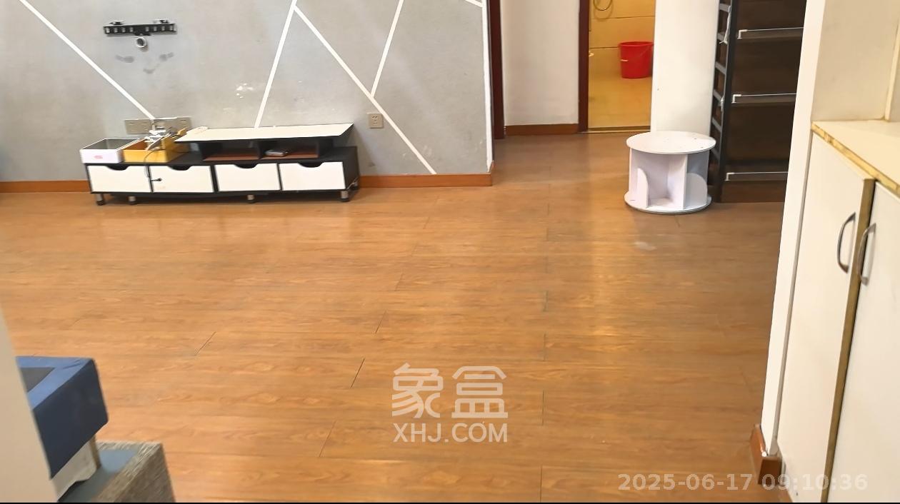 金地格林公馆  1室0厅0卫   2500.00元/月室内图