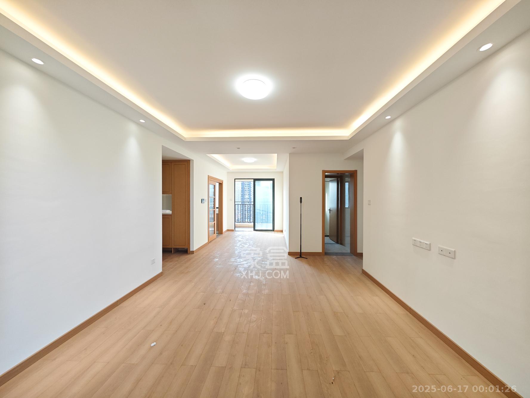 中建嘉和城凤凰台（中建瑞兴家园）  4室2厅0卫    92.8万客厅