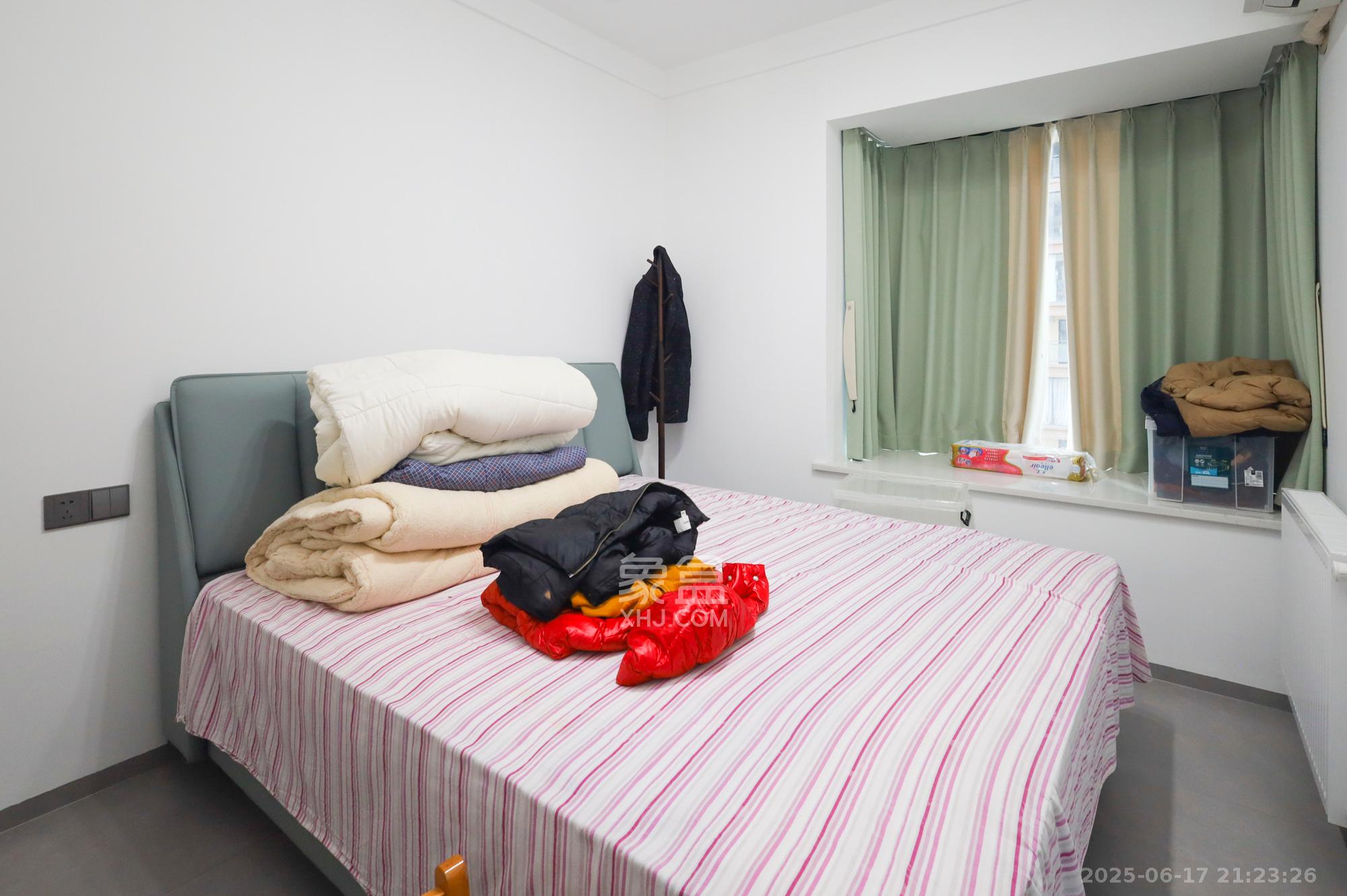 广泽上苑 4室2厅2卫 178.0万 广泽上苑 4室2厅2卫 178.0万卧室