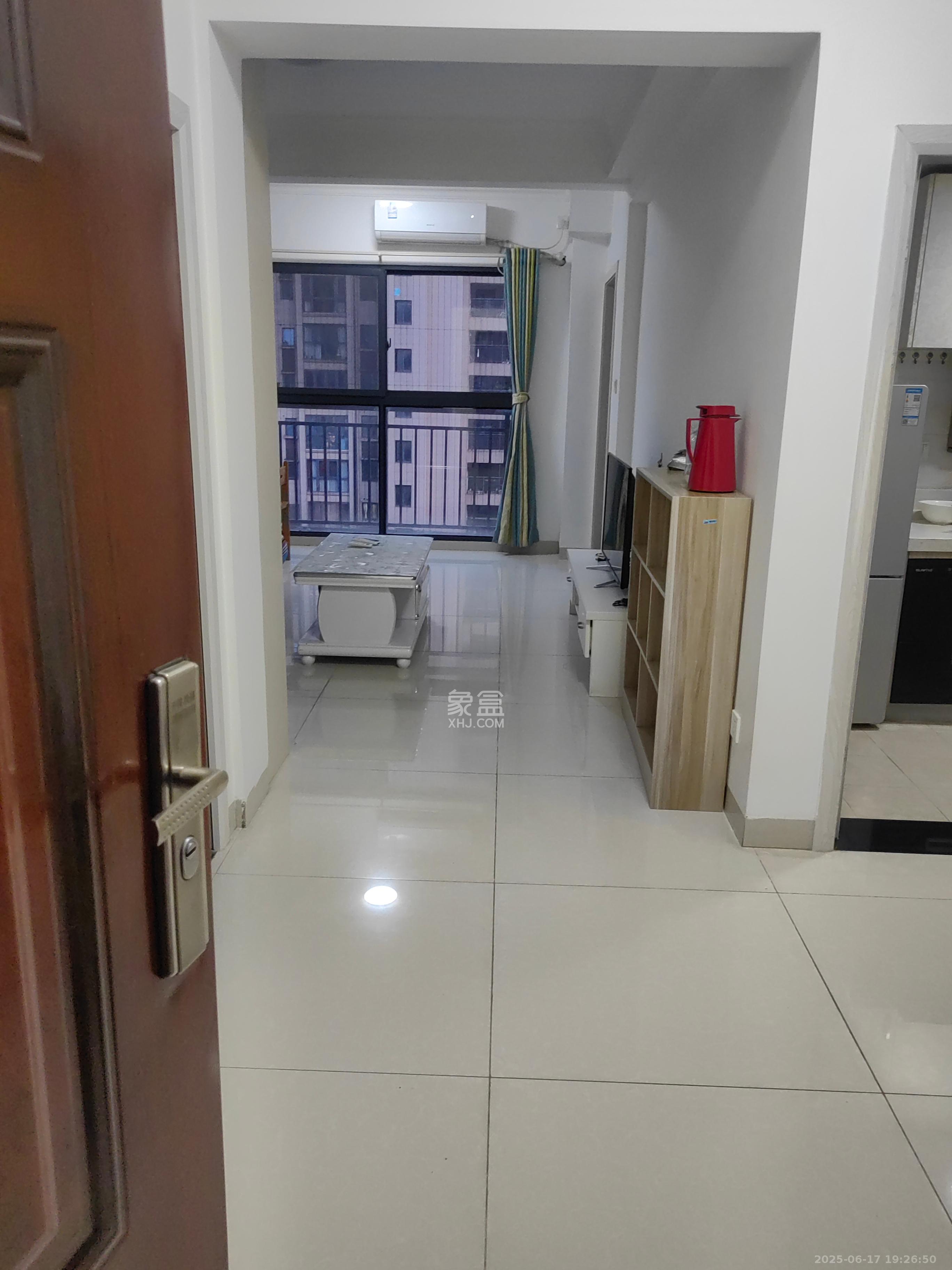 君康家园(梅溪湖七喜街)  1室1厅1卫    2800.0元/月 君康家园(梅溪湖七喜街)  1室1厅1卫    2800.0元/月室内图