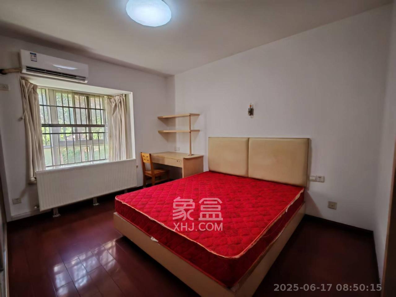 鑫天山水洲城 3室2厅2卫 2400.0元/月 鑫天山水洲城 3室2厅2卫 2400.0元/月室内图