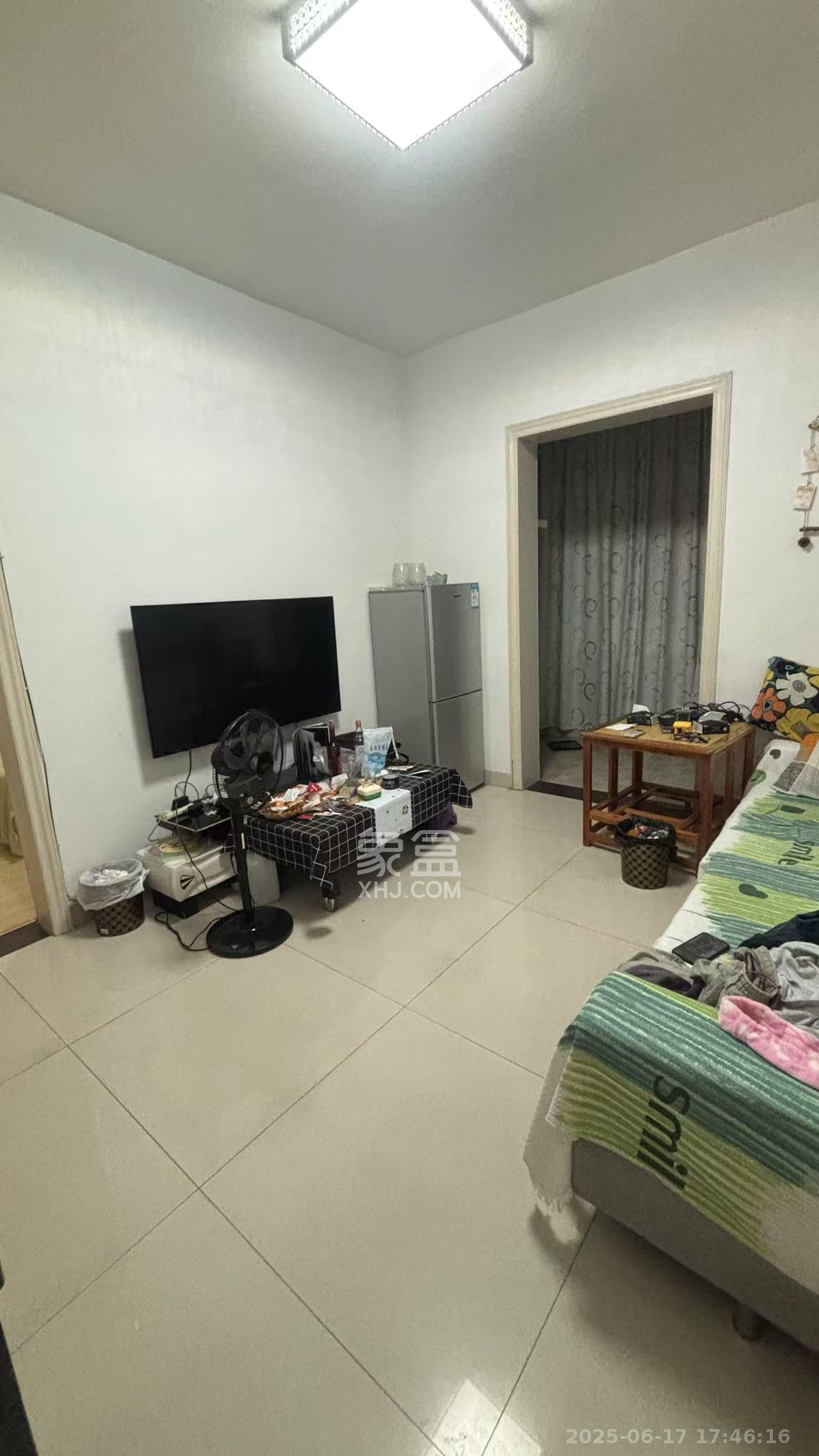 海关钢晓村  2室2厅1卫   1000.00元/月