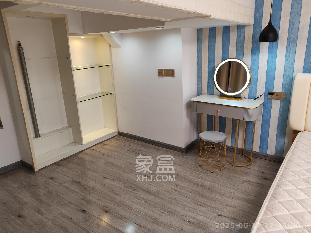 洋湖时代  2室1厅1卫    1680.0元/月室内图