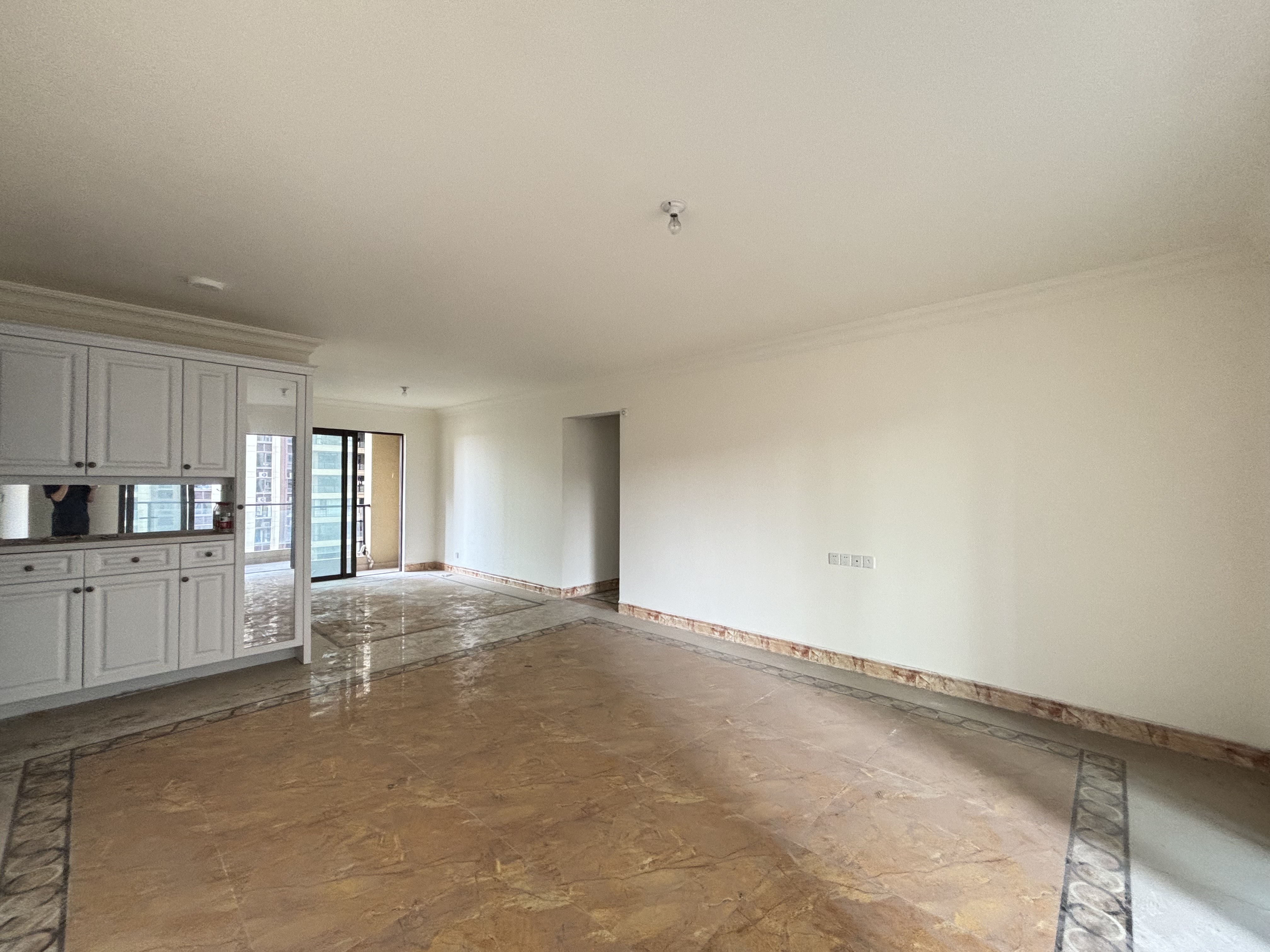 华耀碧桂园十里江湾誉峯 1室0厅0卫 2000.0元/月 华耀碧桂园十里江湾誉峯 1室0厅0卫 2000.0元/月室内图