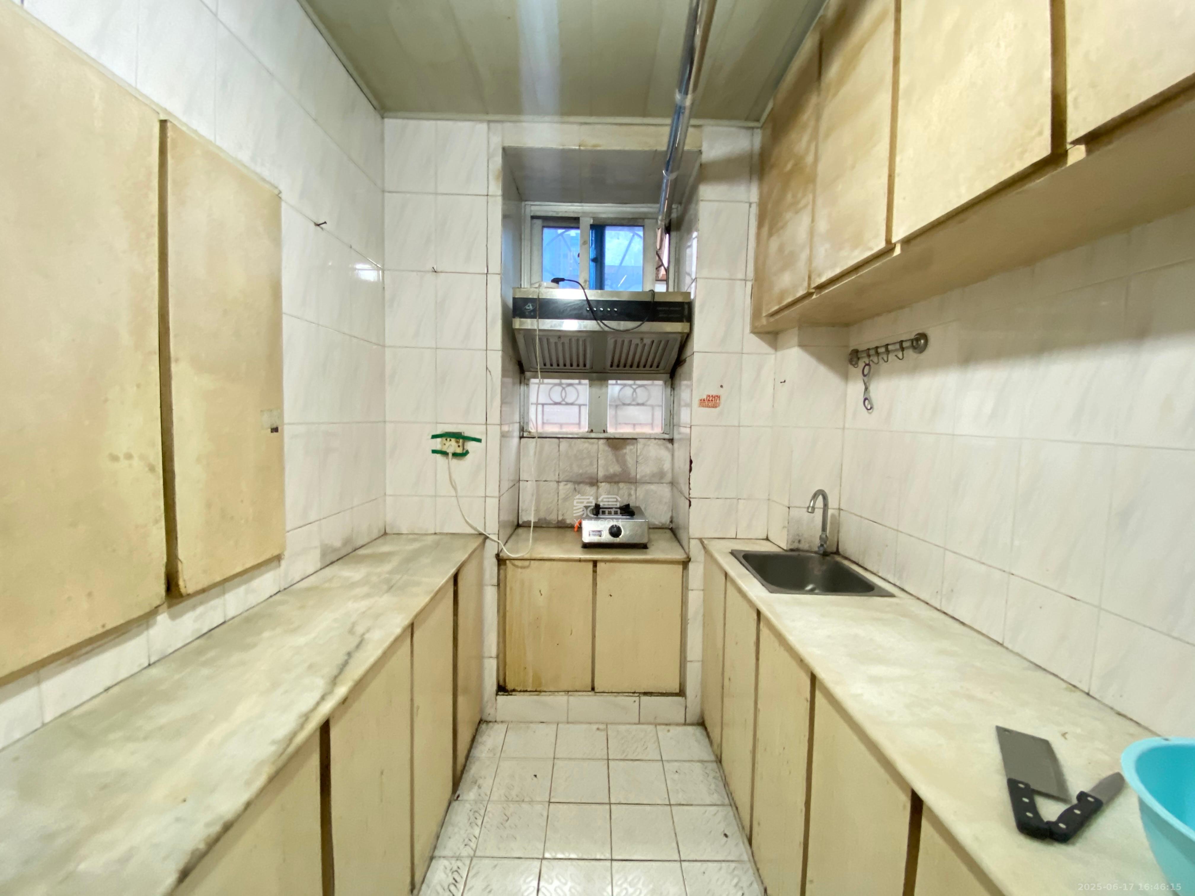 利园小区 1室2厅1卫 1500.0元/月 利园小区 1室2厅1卫 1500.0元/月室内图