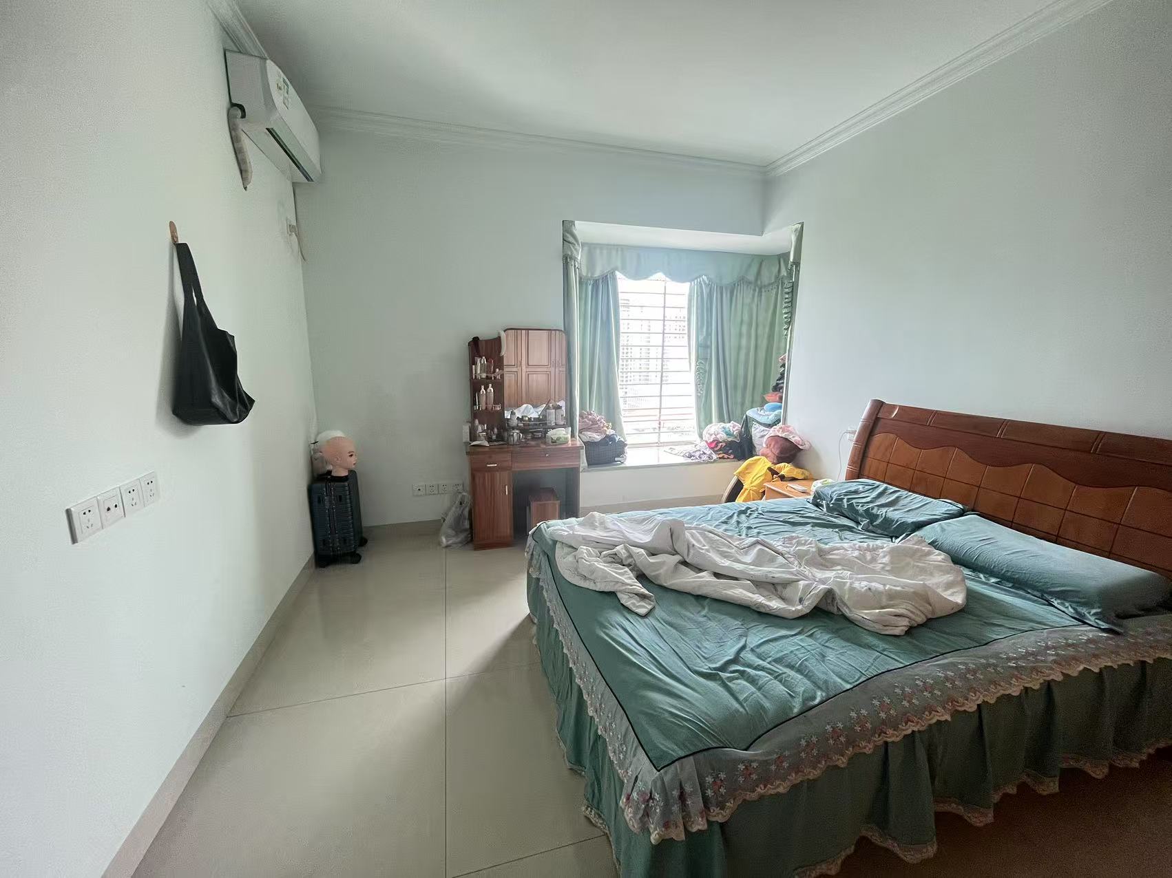 展兴高新花园 3室2厅2卫 135.0万 展兴高新花园 3室2厅2卫 135.0万室内图