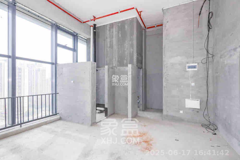 卓越中寰  2室1厅1卫   3200.00元/月室内图