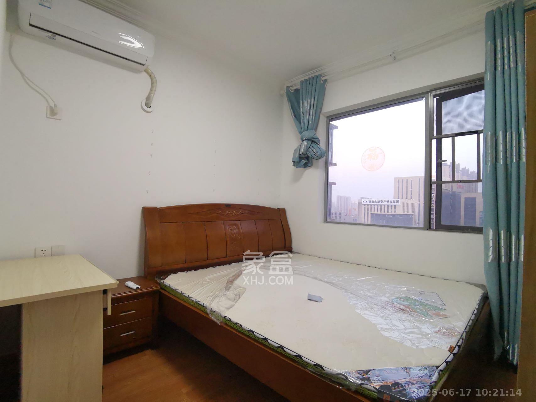 潇湘奥林匹克花园  3室2厅1卫   2700.00元/月室内图