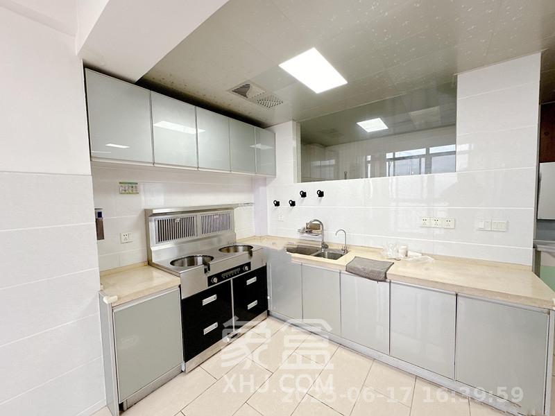长宝1667  3室2厅1卫   4800.00元/月室内图