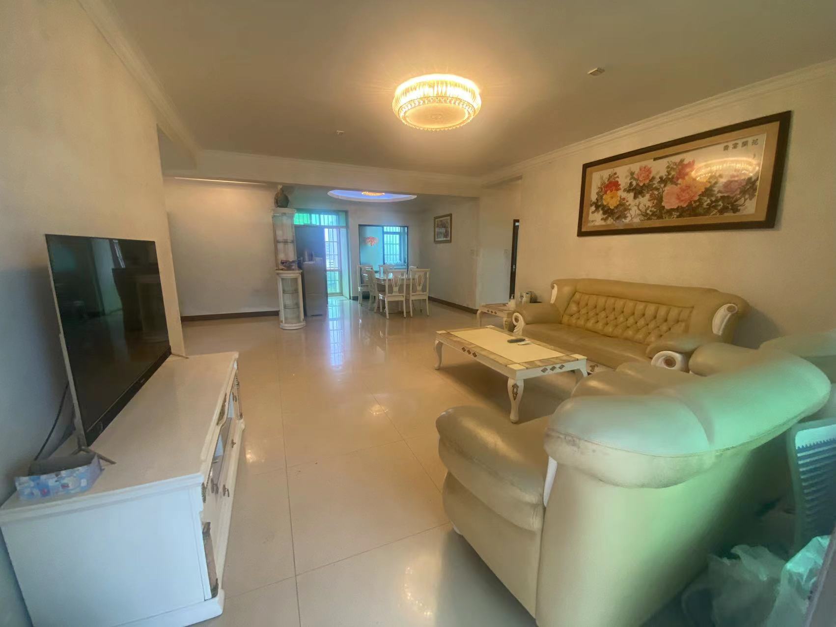 省人大机关住宅小区(海南省人大常委会机关住宅小区) 4室2厅1卫 236.0万 省人大机关住宅小区(海南省人大常委会机关住宅小区) 4室2厅1卫 236.0万室内图