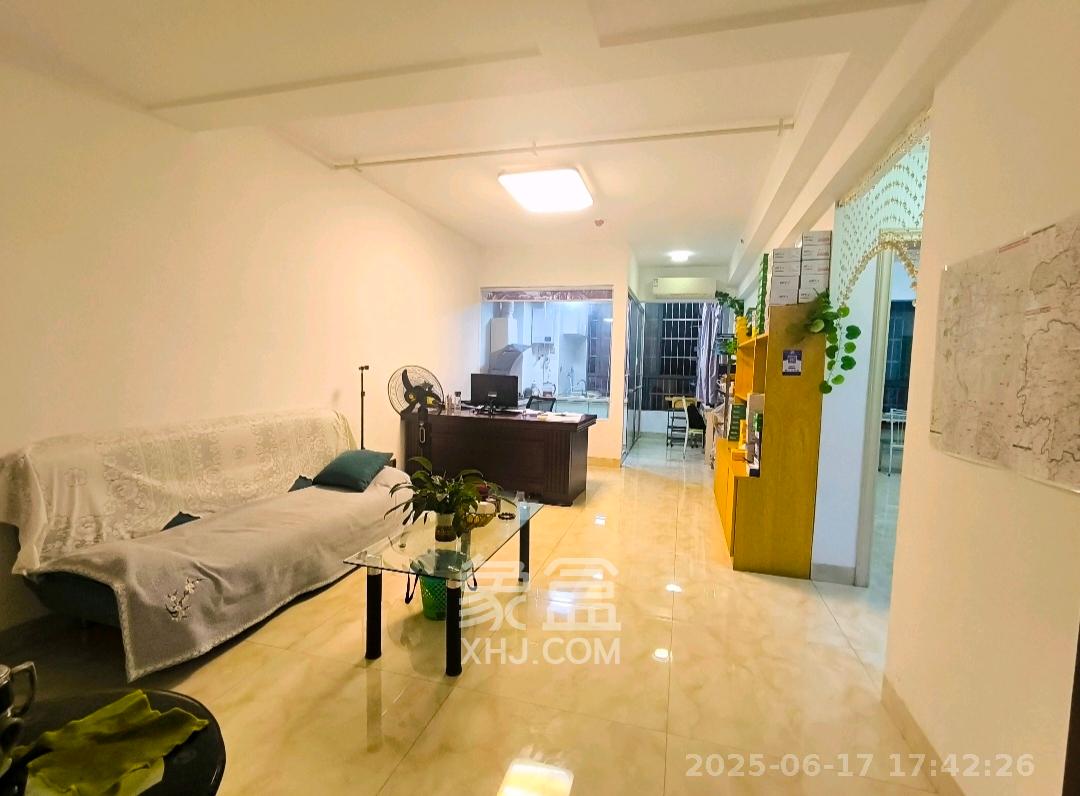 步行街大厦  2室1厅1卫   1500.00元/月