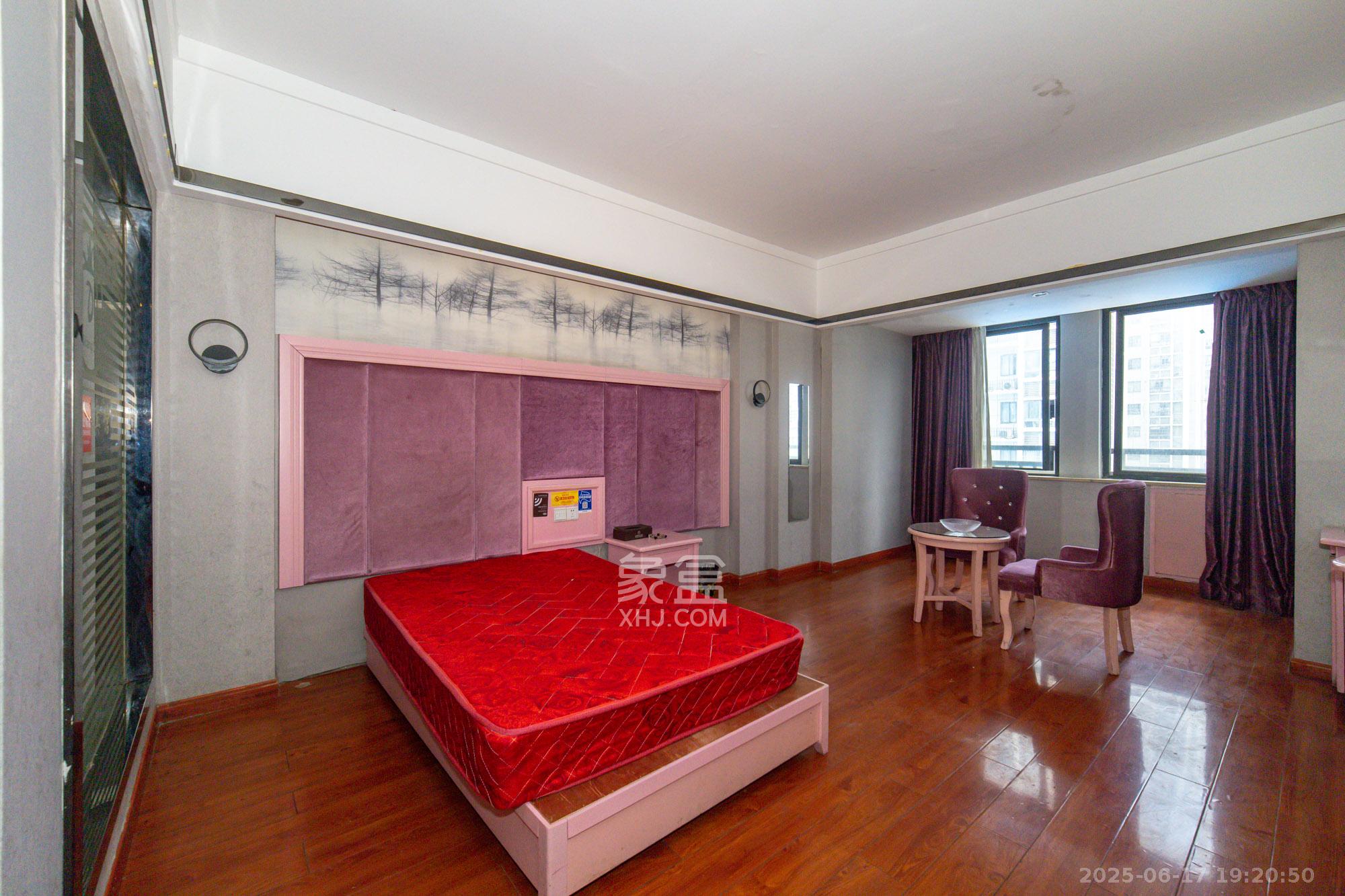 尚都花园城 1室1厅1卫 19.8万 尚都花园城 1室1厅1卫 19.8万客厅