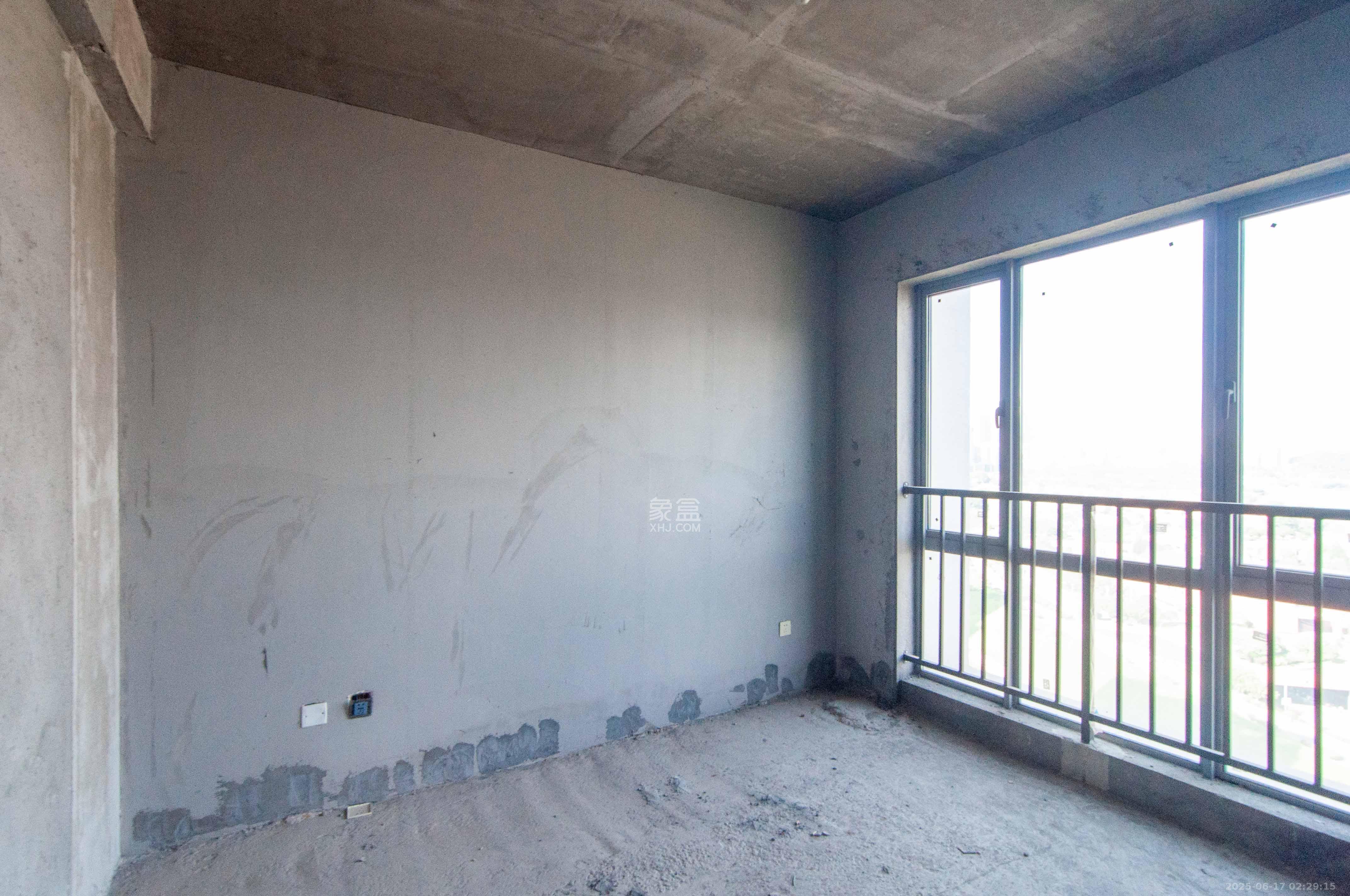 恩瑞御西湖 4室2厅3卫 310.0万 恩瑞御西湖 4室2厅3卫 310.0万其他