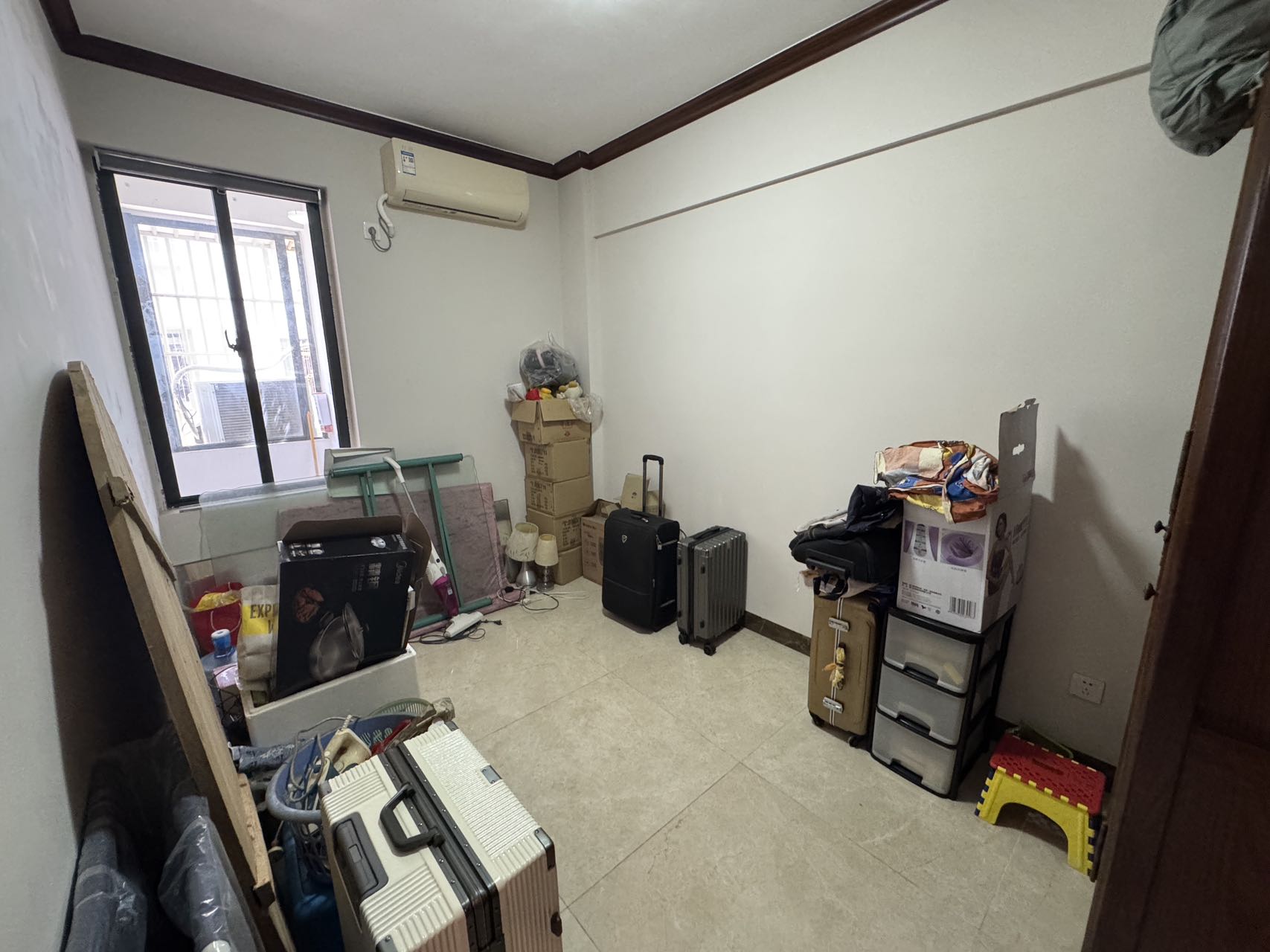 凤翔山庄 3室2厅2卫 102.0万 凤翔山庄 3室2厅2卫 102.0万室内图