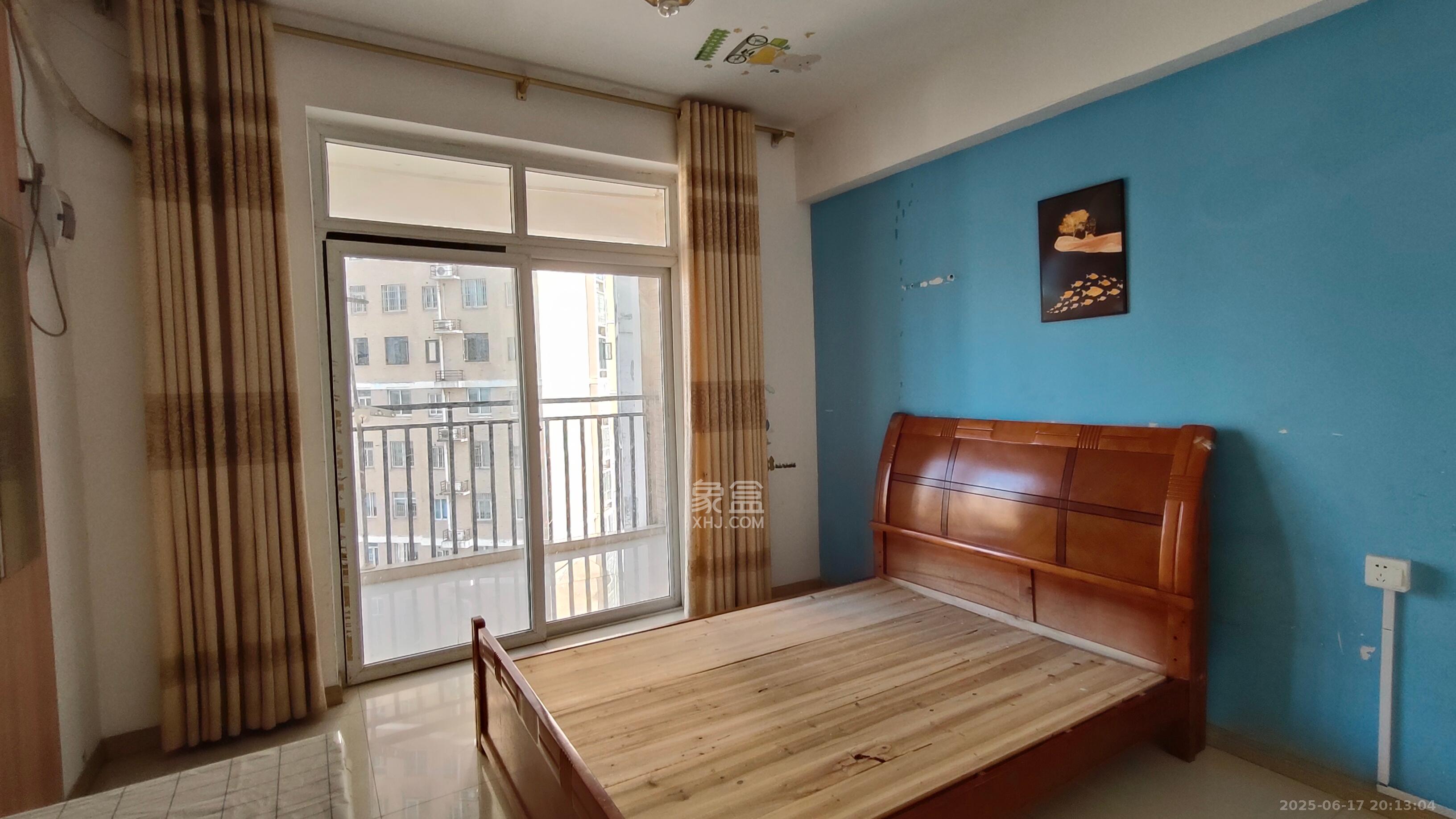 筑梦园 1室2厅1卫 2000.0元/月 筑梦园 1室2厅1卫 2000.0元/月室内图