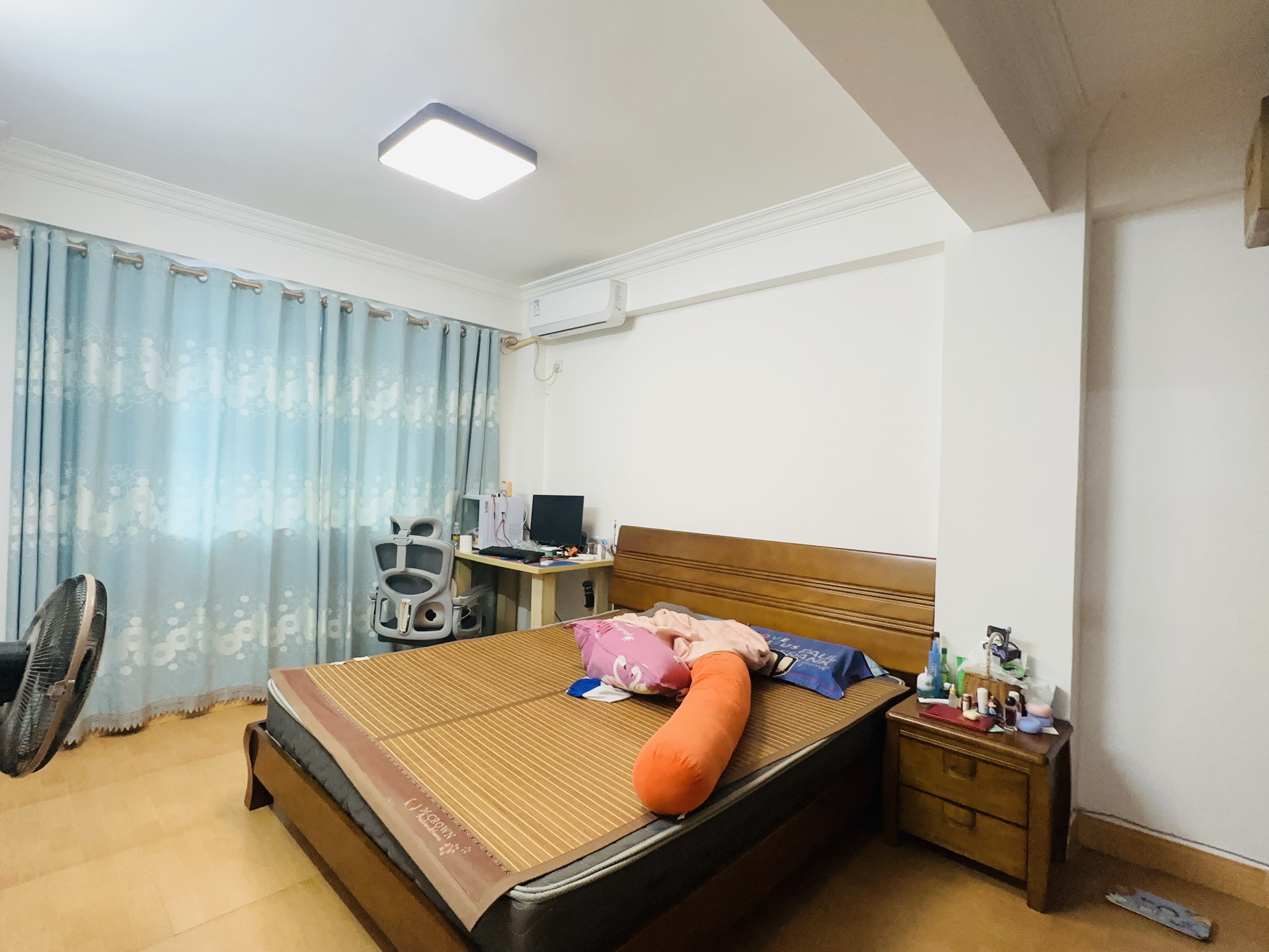 海口市邮政局农垦宿舍 2室2厅1卫 88.0万 海口市邮政局农垦宿舍 2室2厅1卫 88.0万客厅