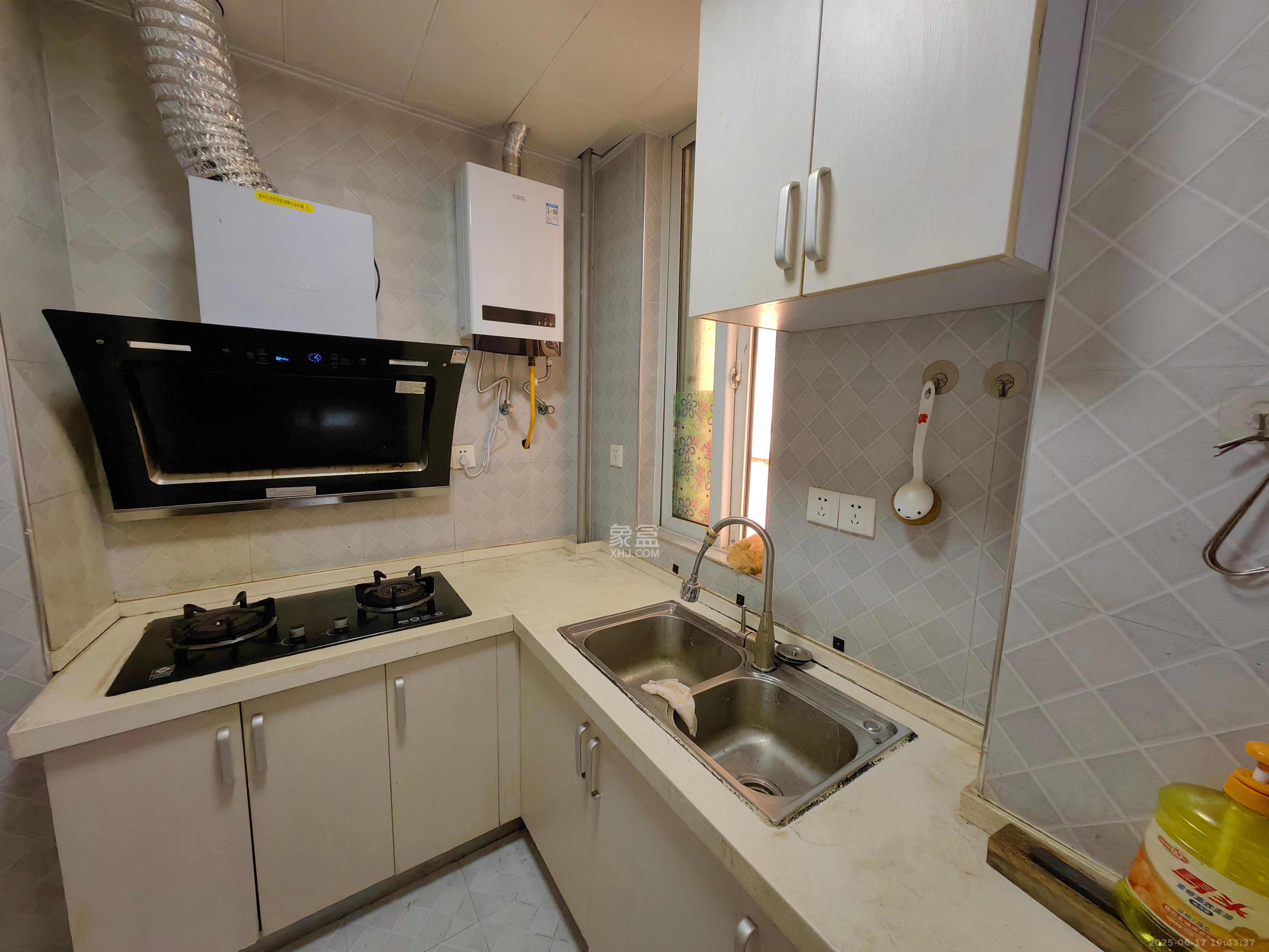 光明城市(星辰青年城) 2室1厅1卫 1500.0元/月 光明城市(星辰青年城) 2室1厅1卫 1500.0元/月室内图