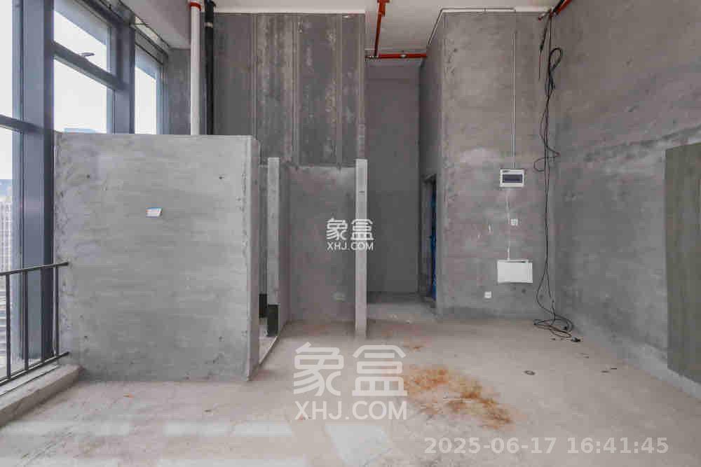 卓越中寰  2室1厅1卫   3200.00元/月室内图