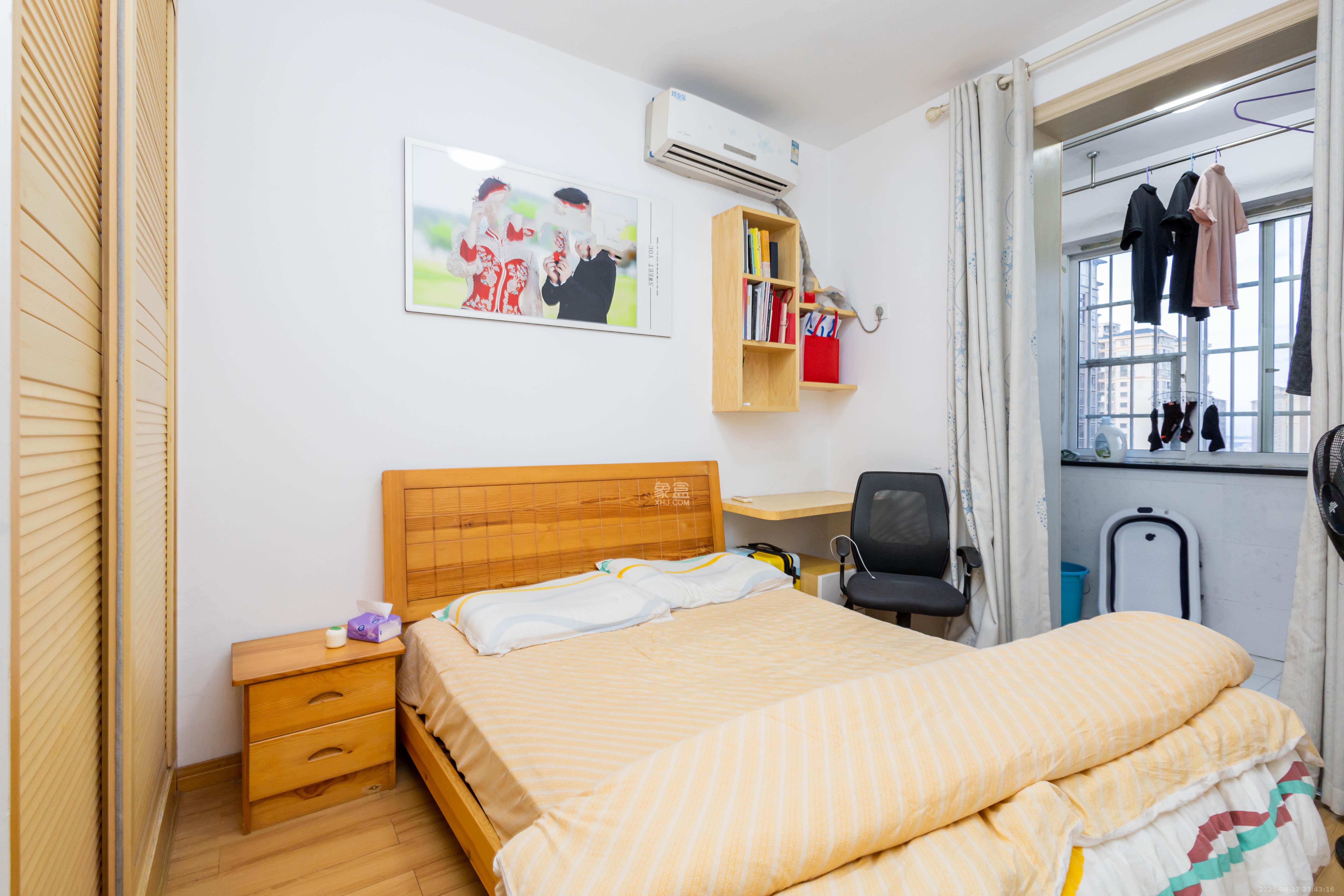 明天一城  2室2厅1卫    35.0万 明天一城  2室2厅1卫    35.0万卧室