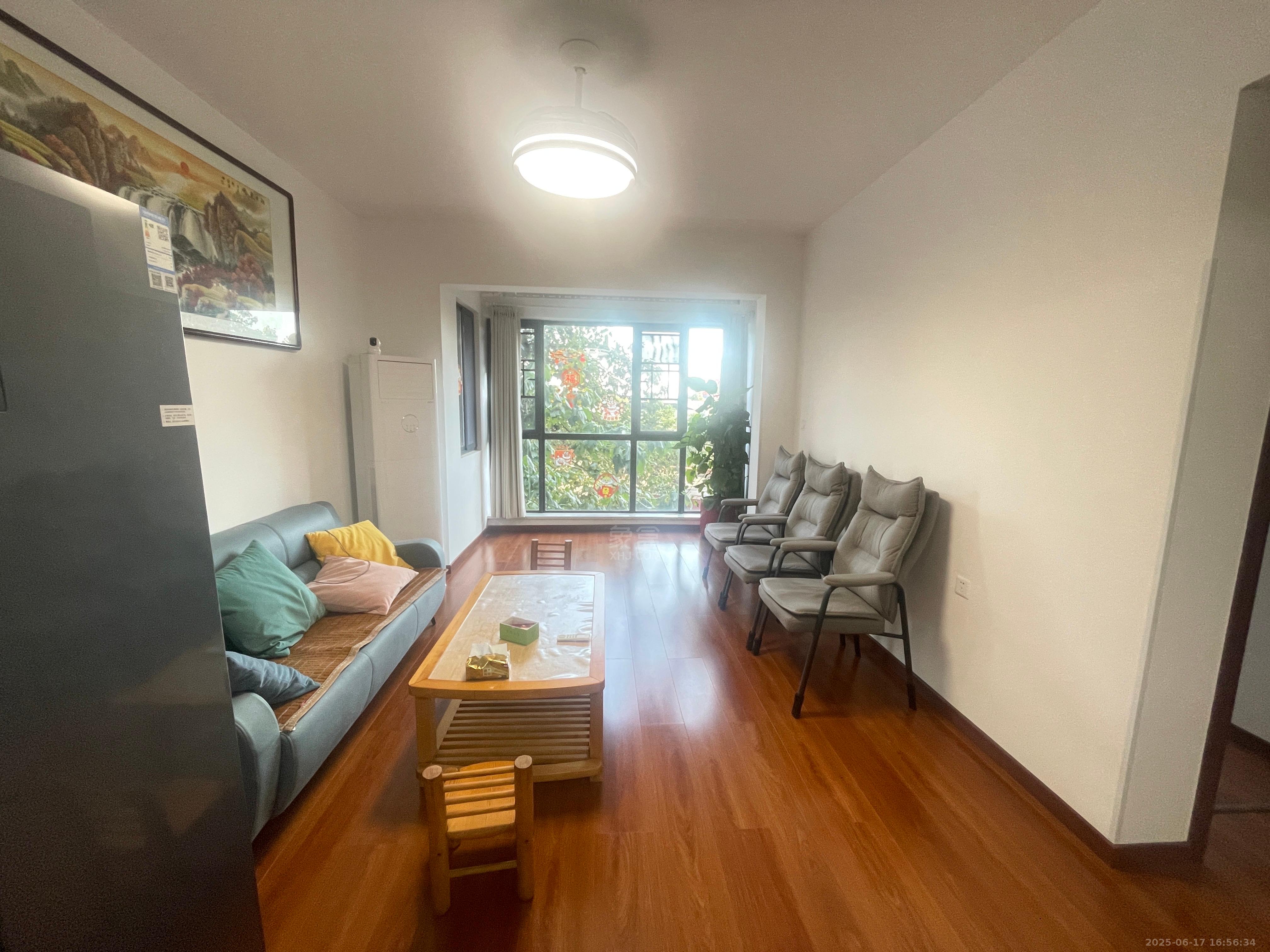 中泰财富湘江 2室2厅1卫 2000.0元/月 中泰财富湘江 2室2厅1卫 2000.0元/月室内图