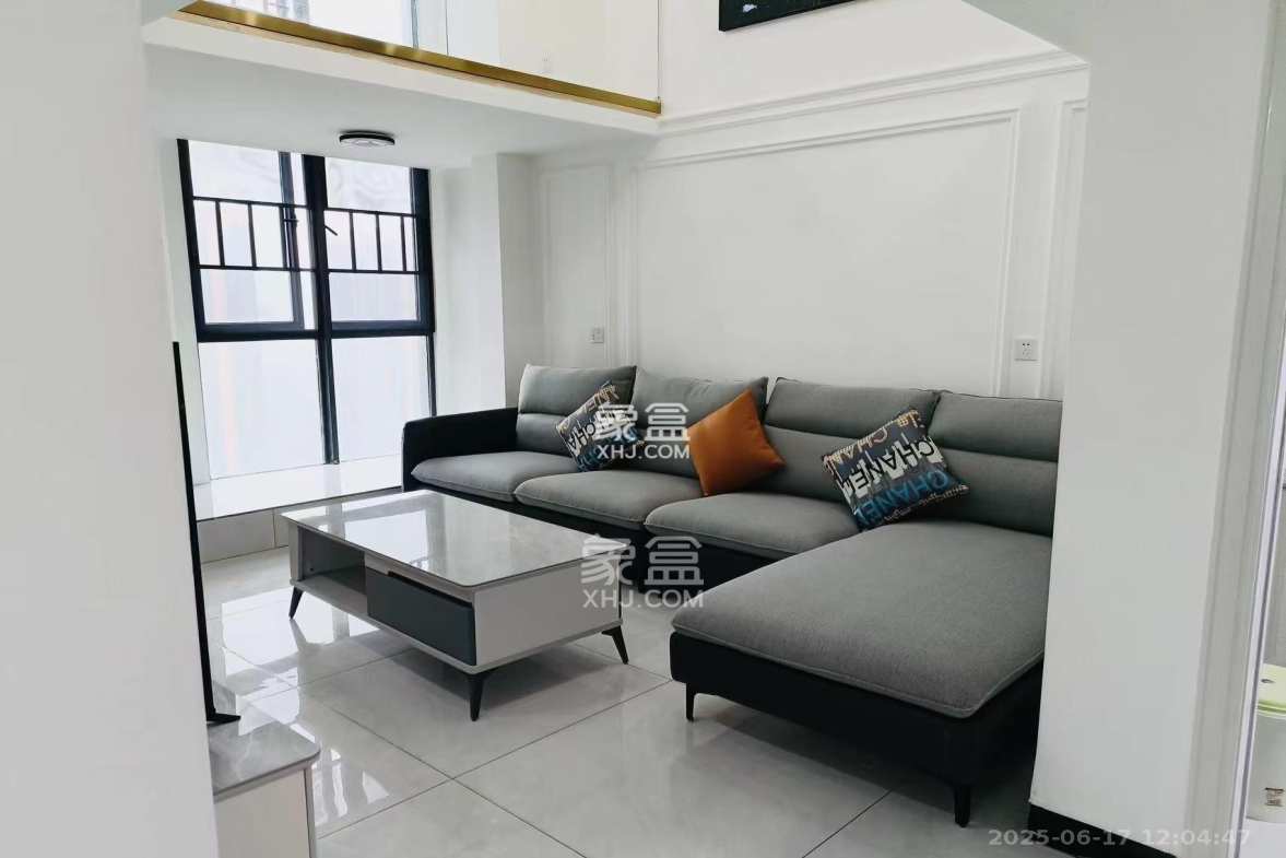 海伦春天 3室2厅2卫 2300.0元/月 海伦春天 3室2厅2卫 2300.0元/月室内图