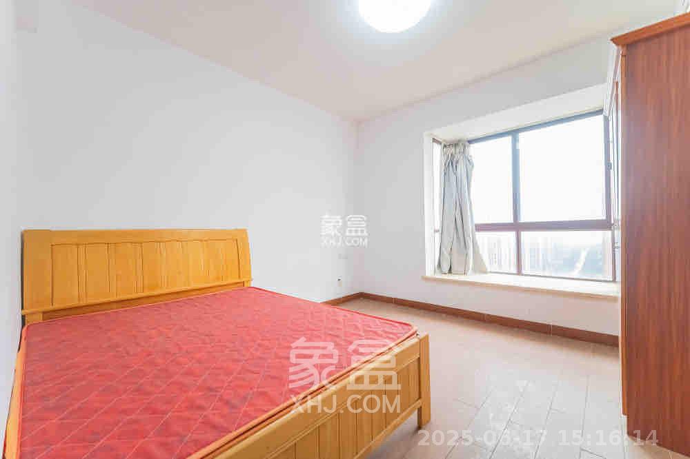 圆梦康乐城  3室2厅2卫   2000.00元/月室内图