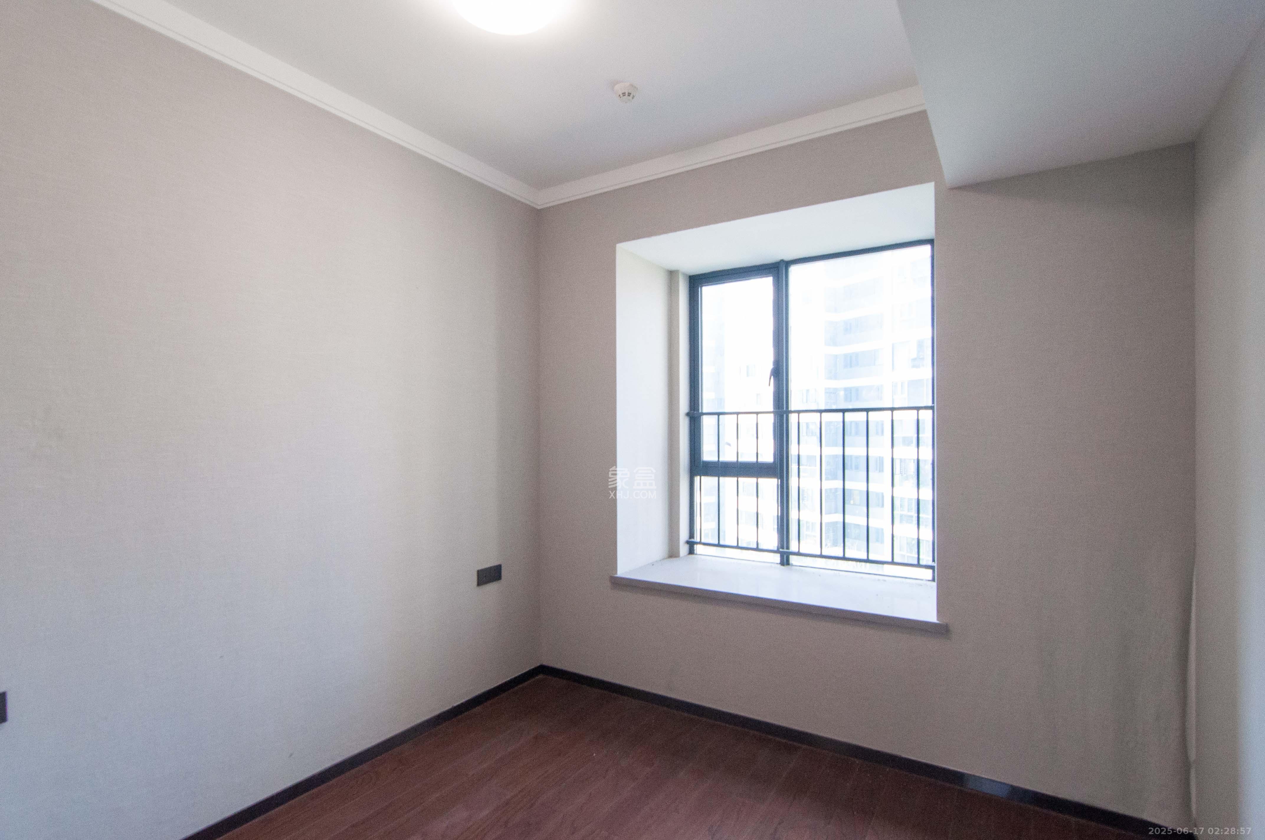 旭辉都会山  4室2厅3卫    252.0万 旭辉都会山  4室2厅3卫    252.0万其他