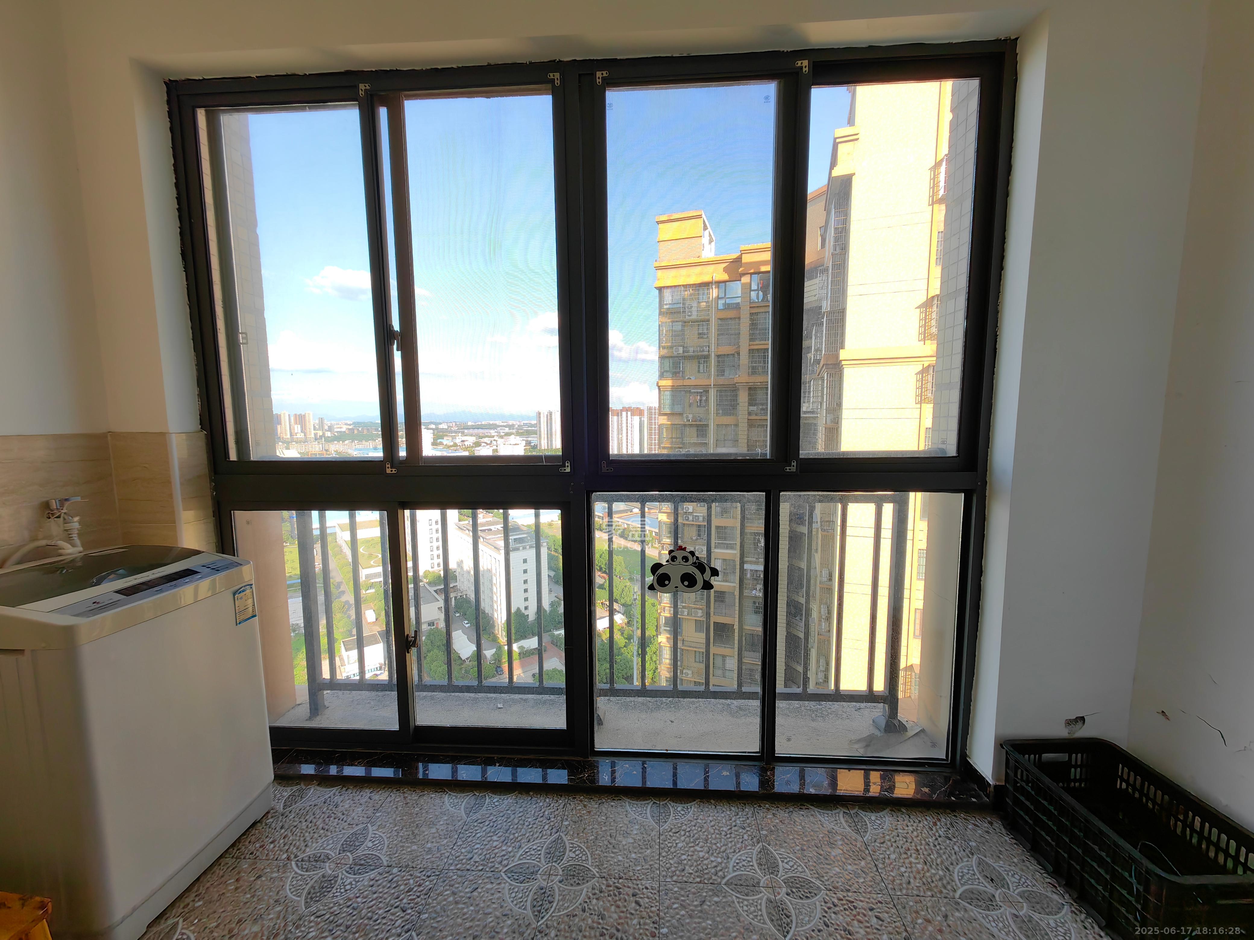 光明城市（星辰青年城）  2室1厅1卫    1800.0元/月室内图