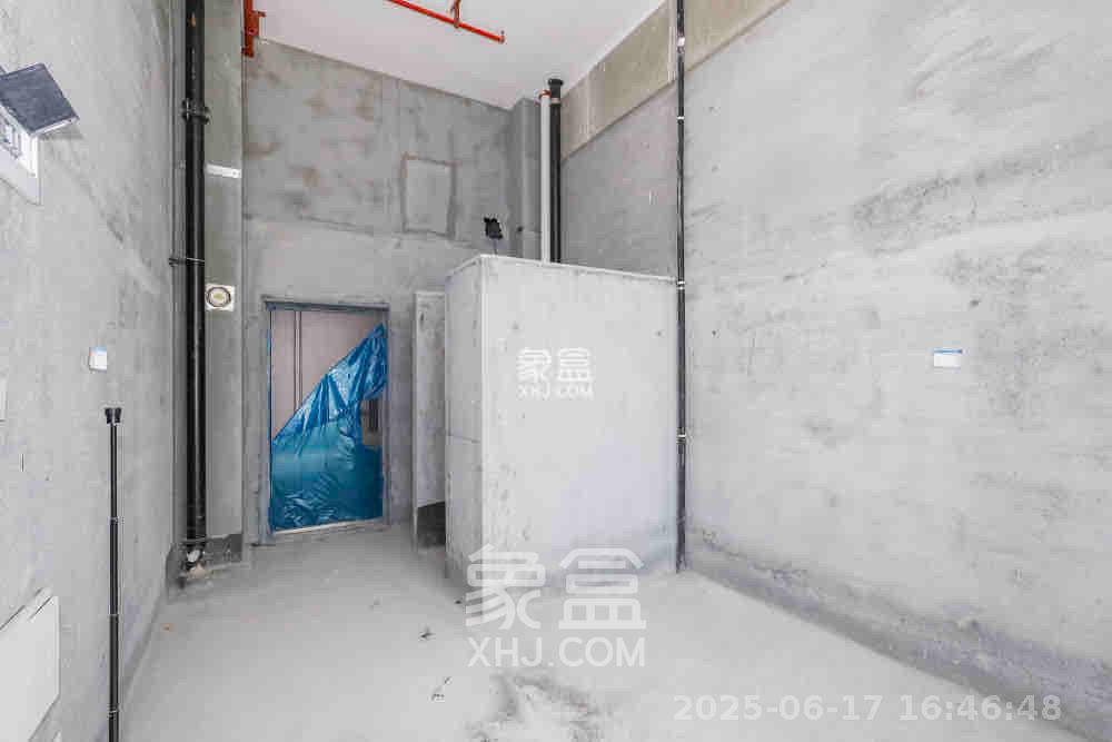 卓越中寰 2室1厅1卫 2000.0元/月 卓越中寰 2室1厅1卫 2000.0元/月室内图