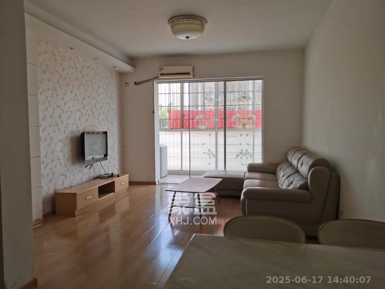景江雅苑  2室2厅1卫    2500.0元/月