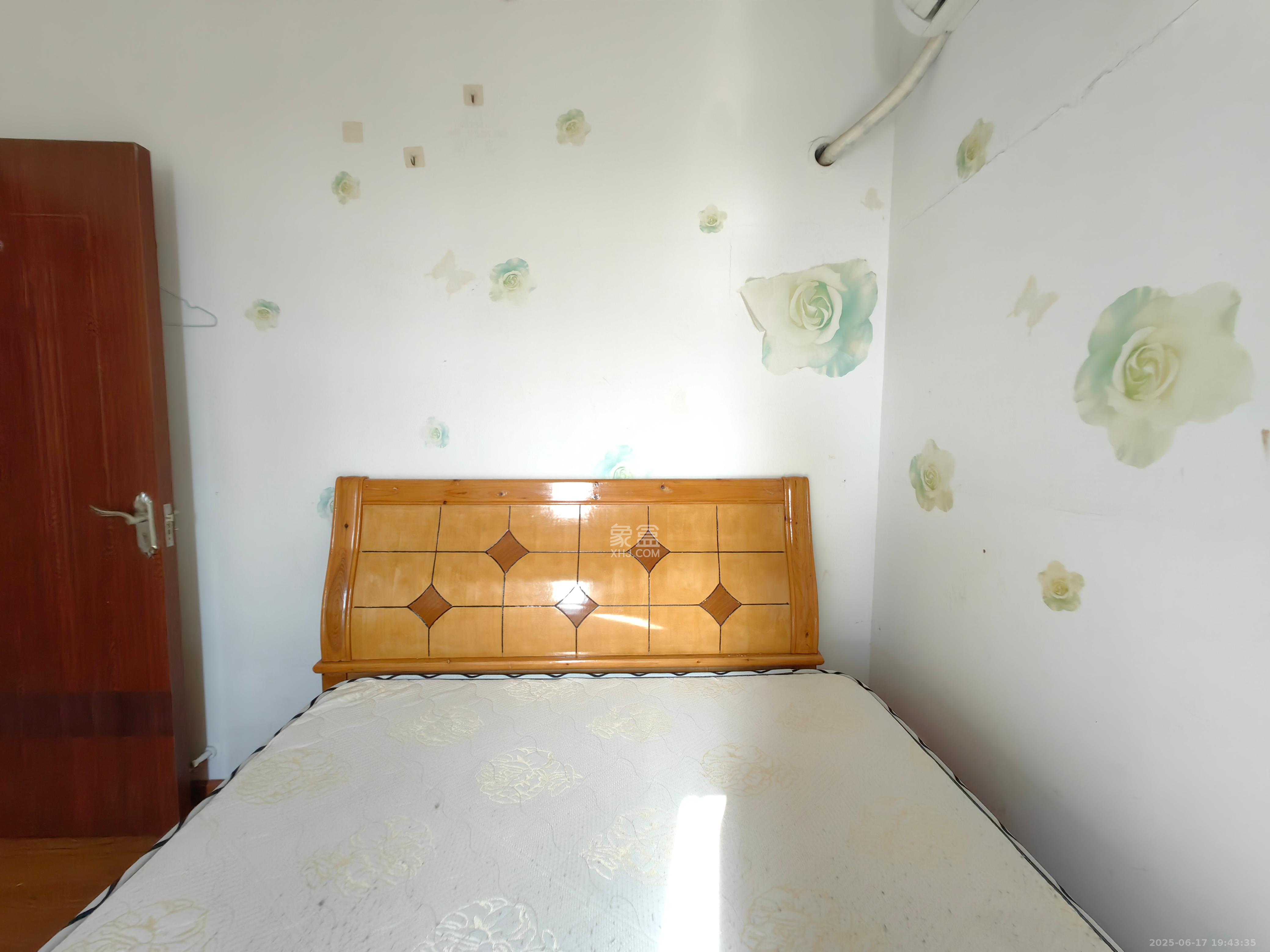 光明城市(星辰青年城) 2室1厅1卫 1500.0元/月 光明城市(星辰青年城) 2室1厅1卫 1500.0元/月室内图