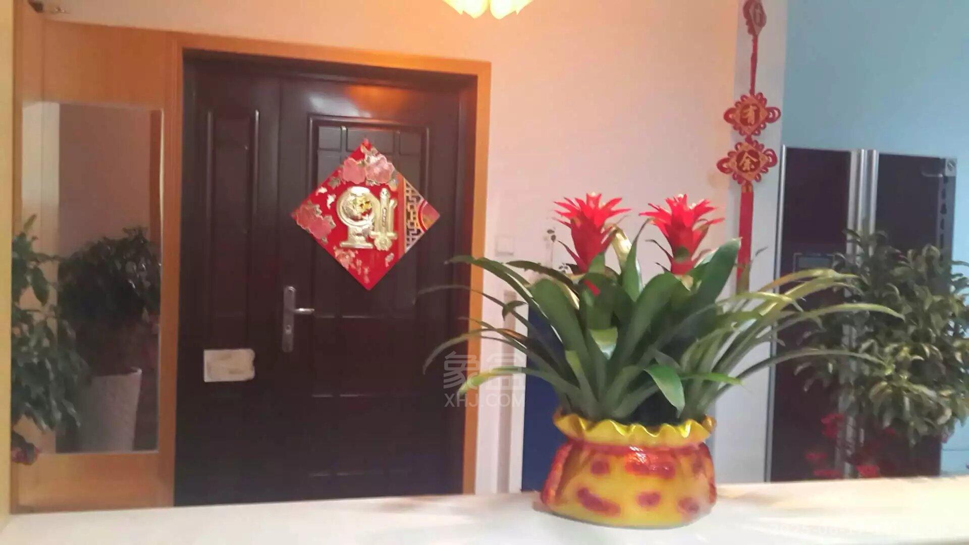 西域名邸 4室2厅1卫 1800.0元/月 西域名邸 4室2厅1卫 1800.0元/月室内图