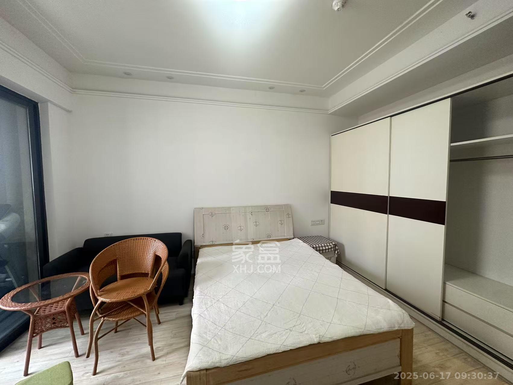 江山帝景哈佛  1室1厅1卫   1300.00元/月室内图