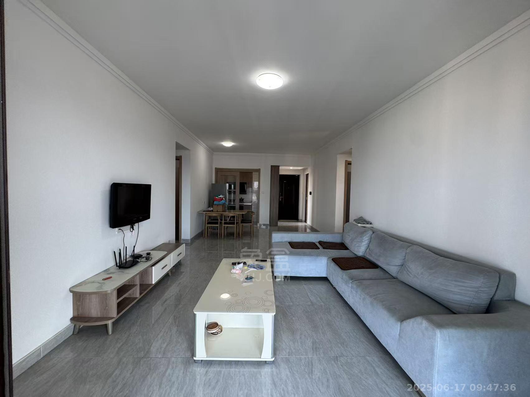 美的翰城  4室2厅2卫    2000.0元/月 美的翰城  4室2厅2卫    2000.0元/月室内图