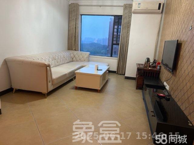 三一街区  2室2厅1卫   1600.00元/月