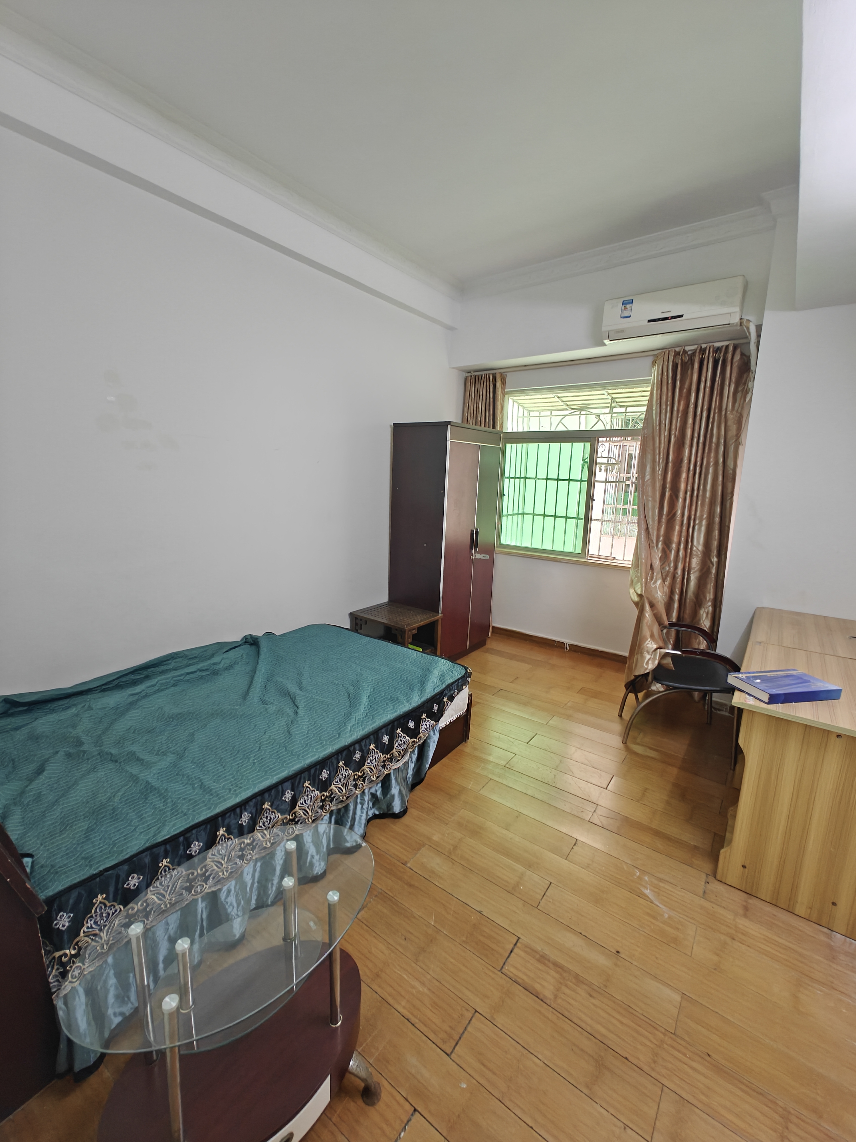 汇亘大厦 1室0厅0卫 2600.0元/月 汇亘大厦 1室0厅0卫 2600.0元/月室内图