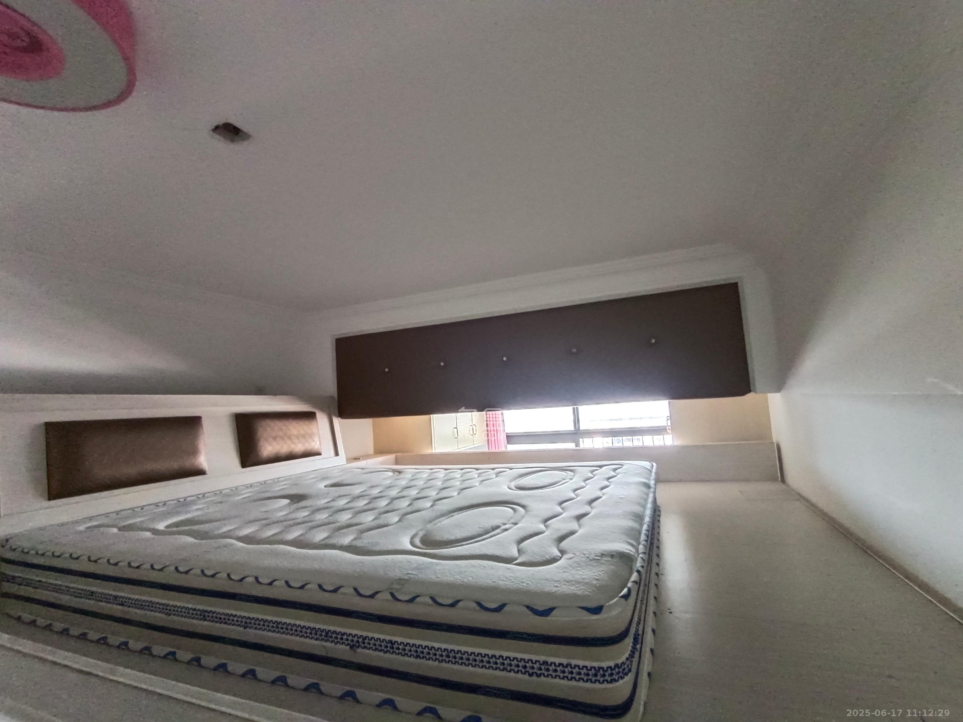 红树湾  1室1厅1卫   1300.00元/月室内图