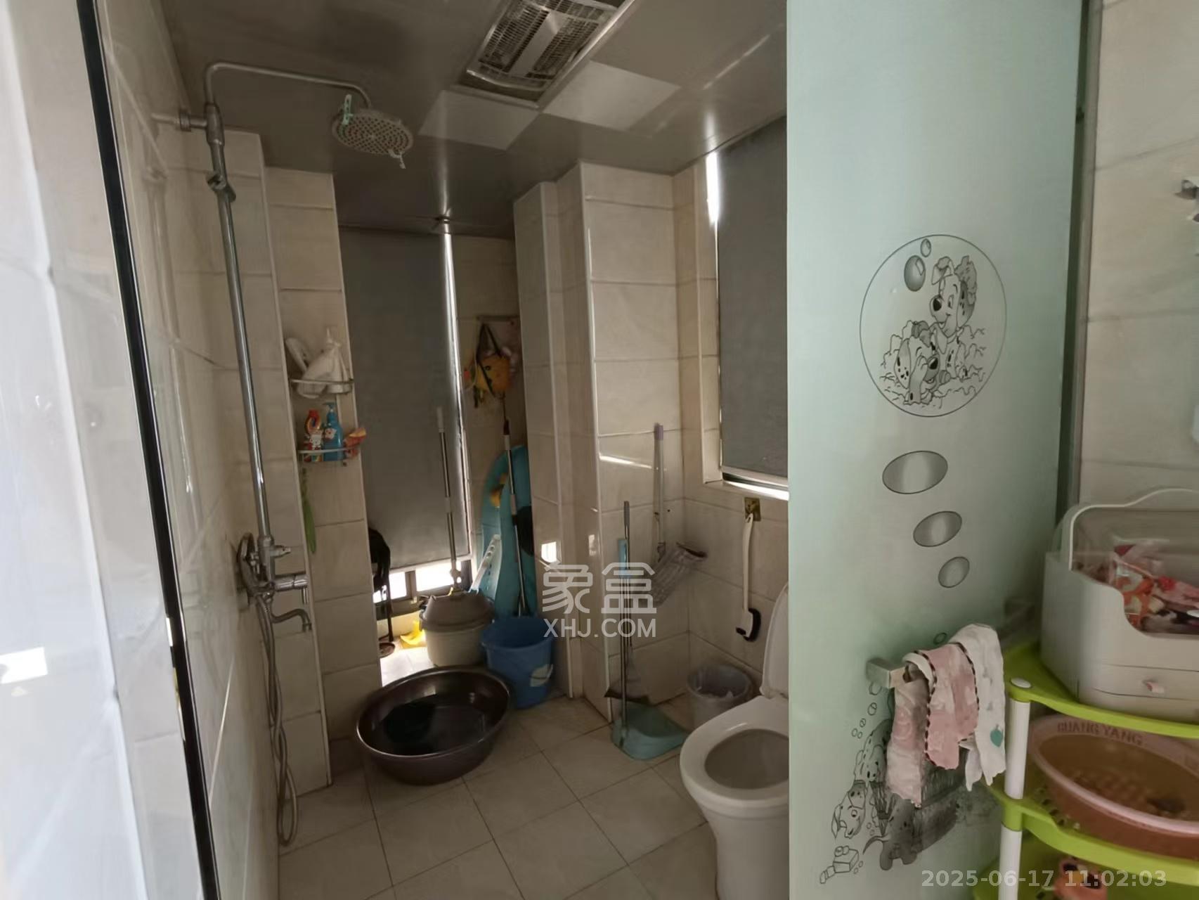 新盛珑璟台  2室2厅1卫   2400.00元/月室内图