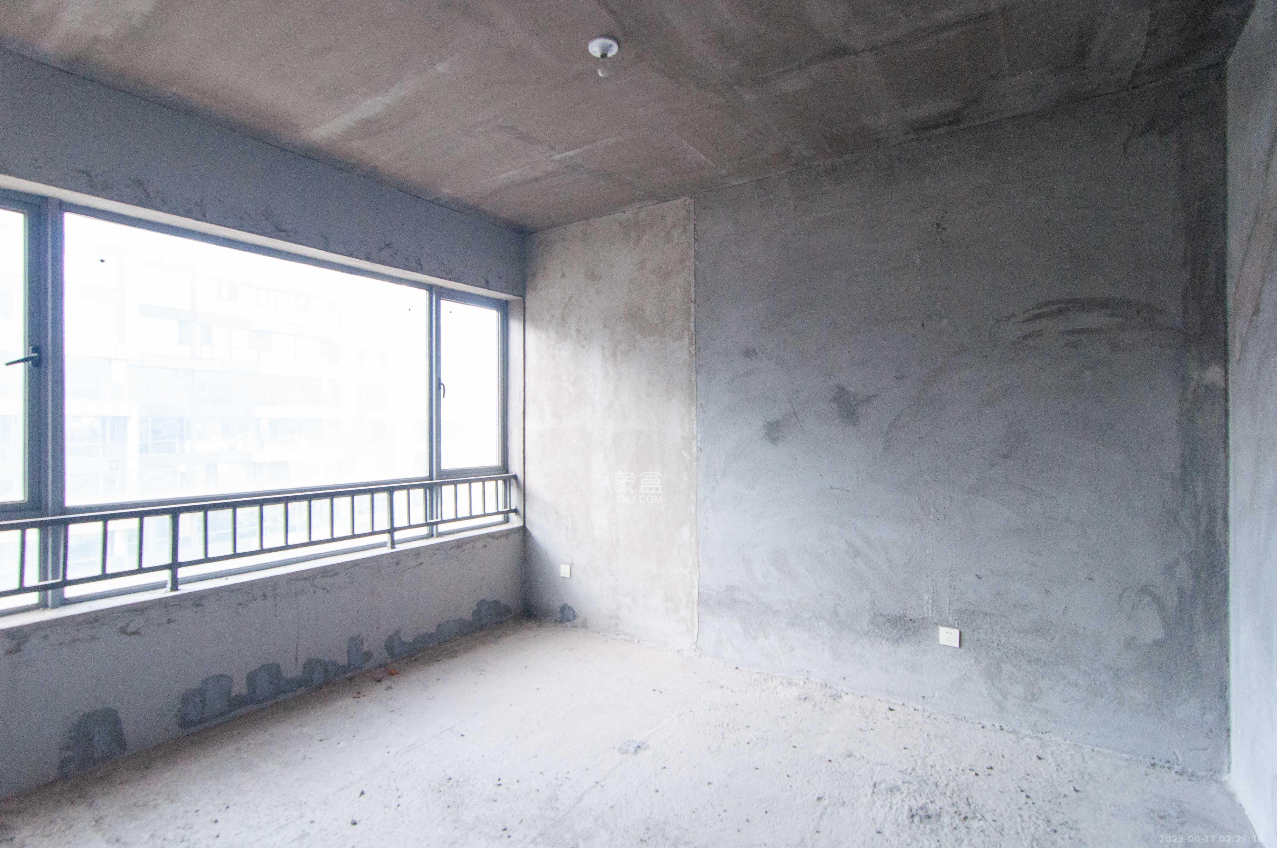 恩瑞御西湖 4室2厅3卫 310.0万 恩瑞御西湖 4室2厅3卫 310.0万其他