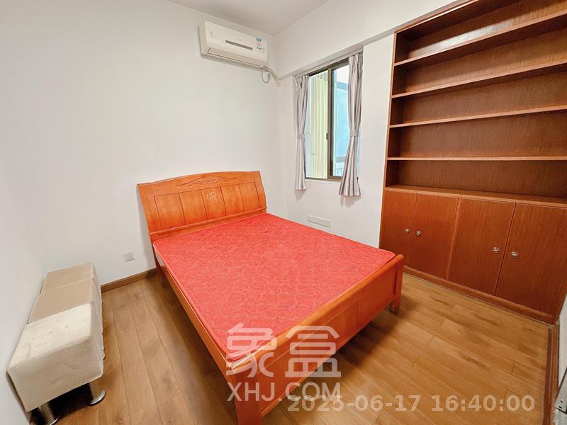 长宝1667  3室2厅1卫   4800.00元/月室内图