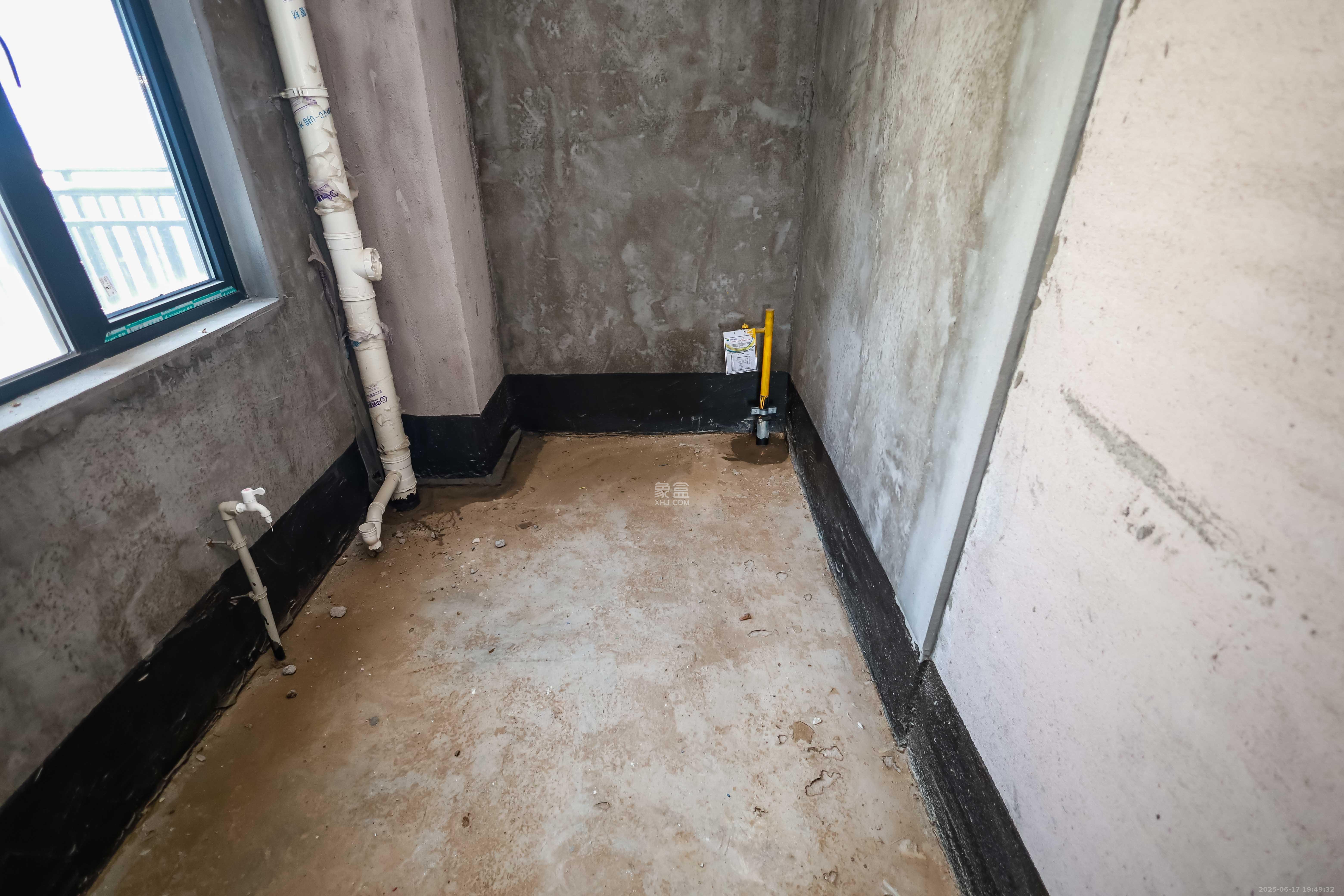 金侨风华府 4室2厅2卫 89.0万 金侨风华府 4室2厅2卫 89.0万厨房