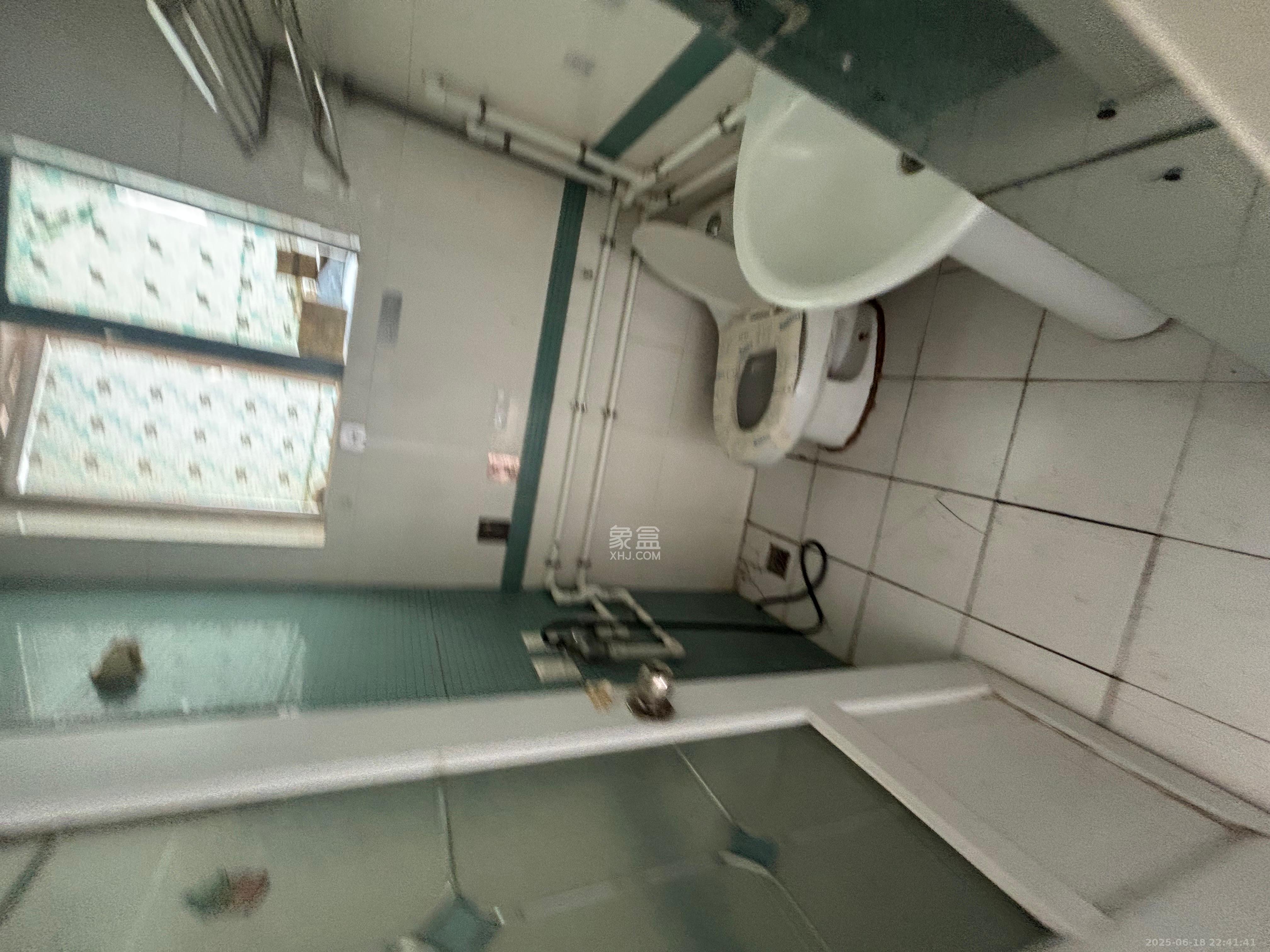 桂花二村  1室0厅0卫   2100.00元/月