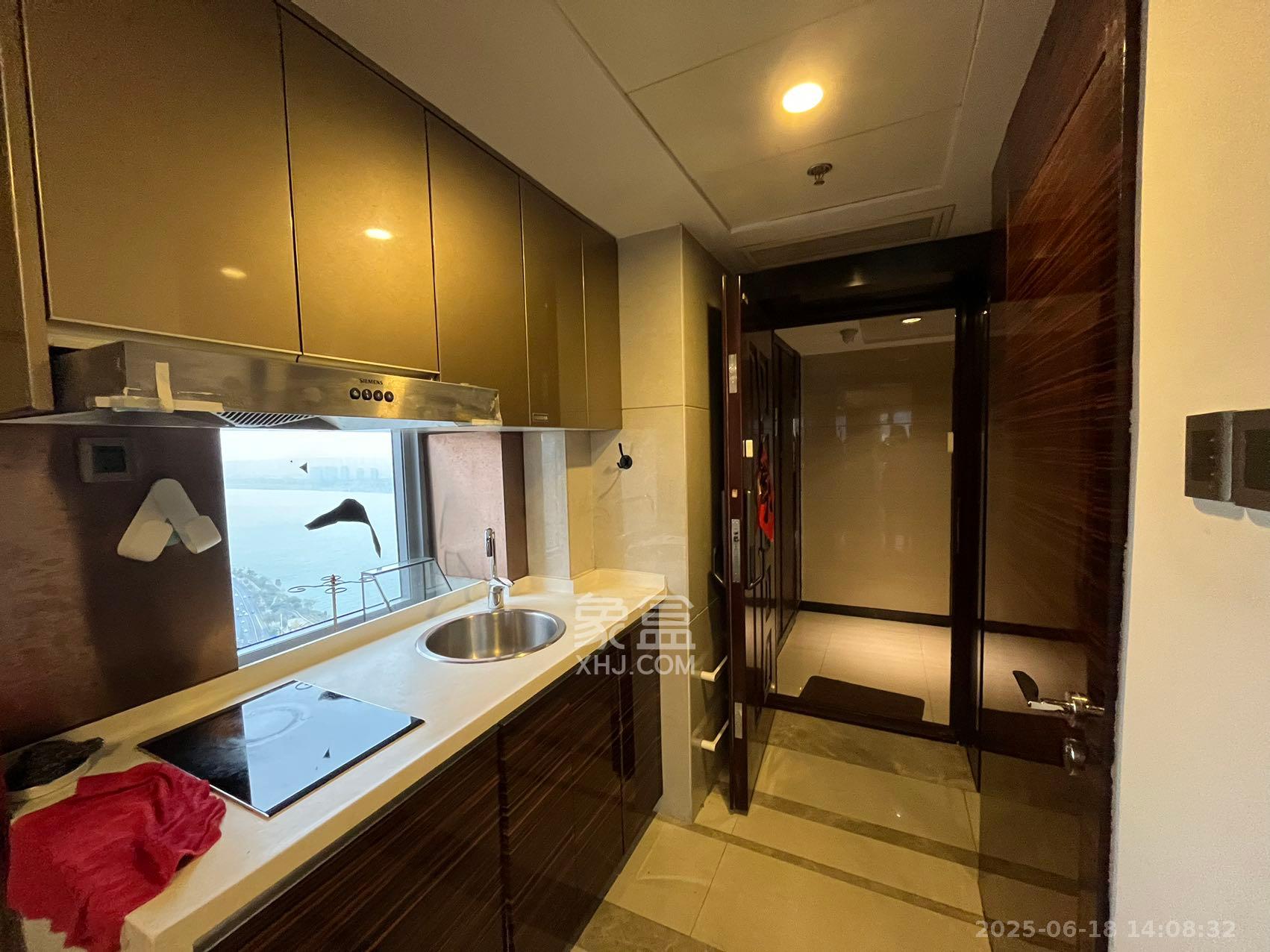 保利国际广场 1室1厅1卫 2000.0元/月 保利国际广场 1室1厅1卫 2000.0元/月室内图