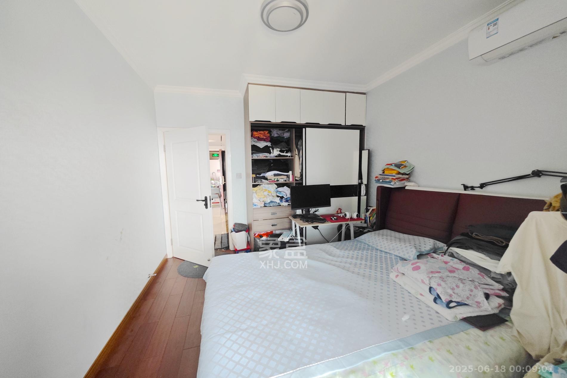 建发中央悦府 4室2厅2卫 208.0万 建发中央悦府 4室2厅2卫 208.0万卧室