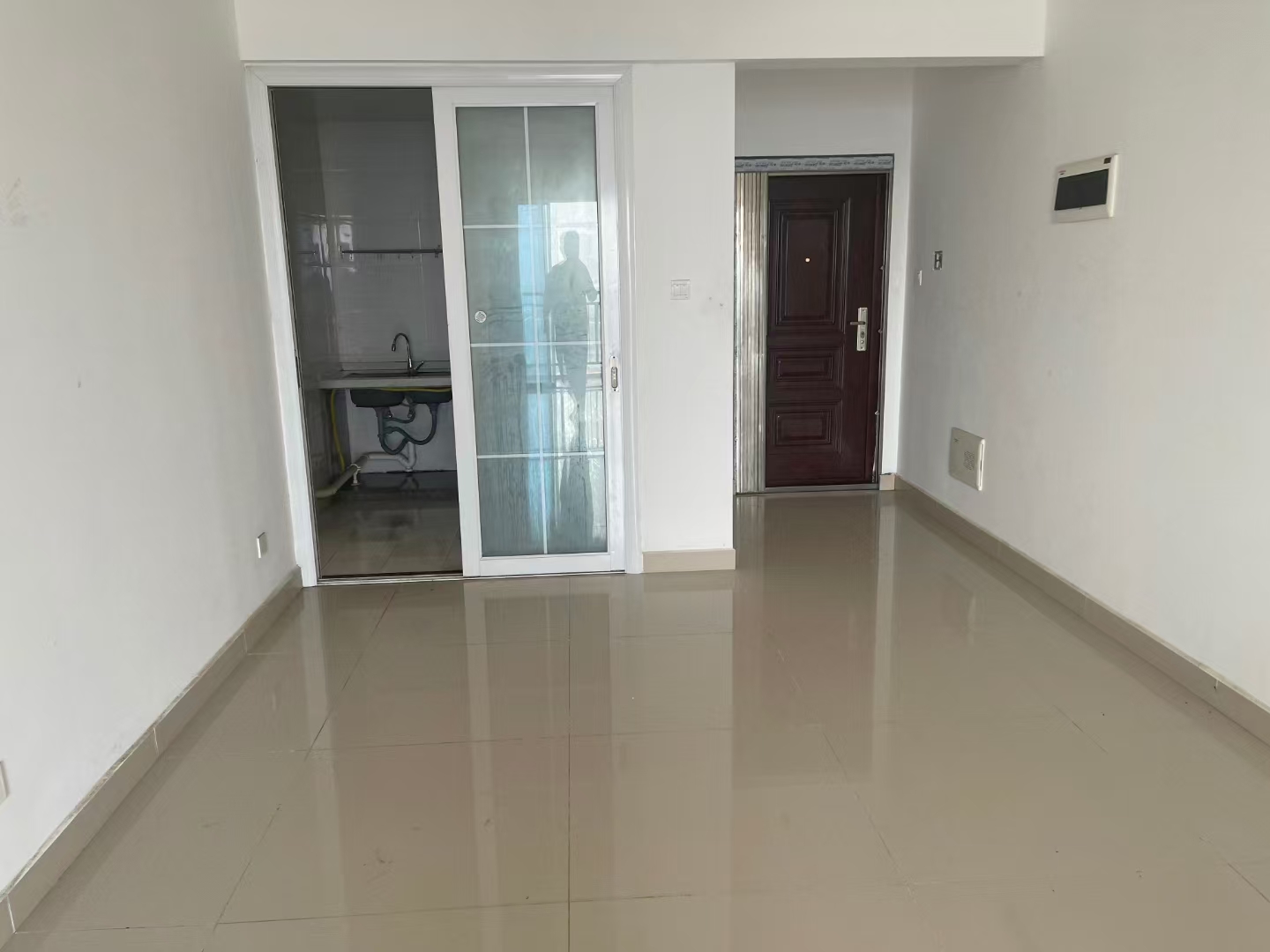 新海小区  3室2厅1卫    85.8万 新海小区  3室2厅1卫    85.8万室内图