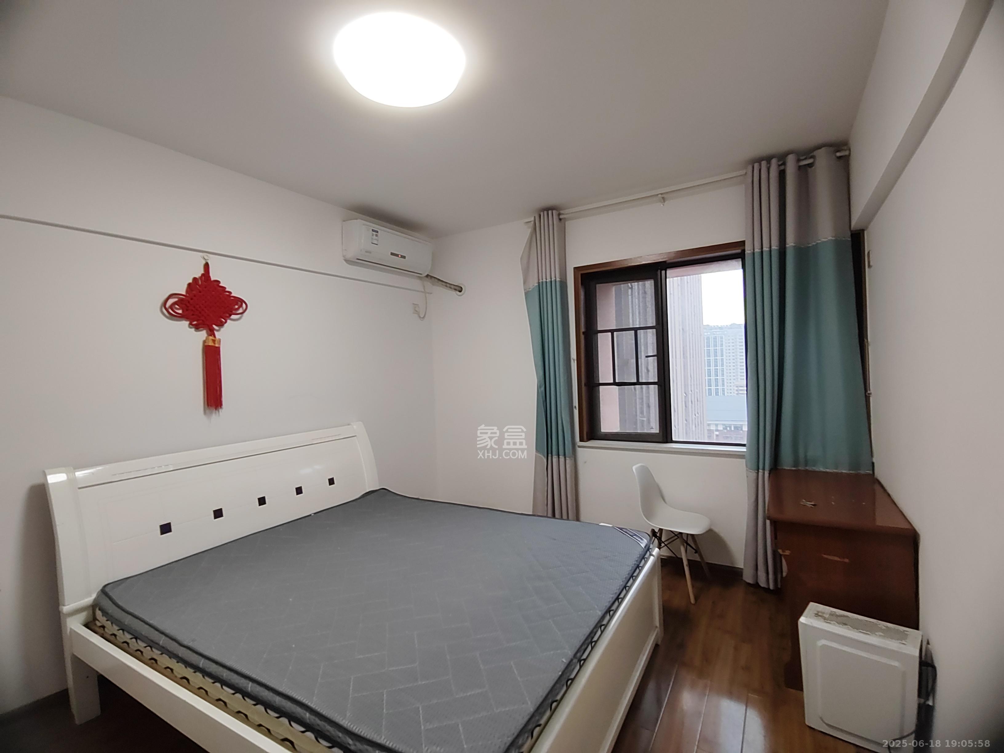 联晟大厦  3室2厅2卫   3200.00元/月室内图